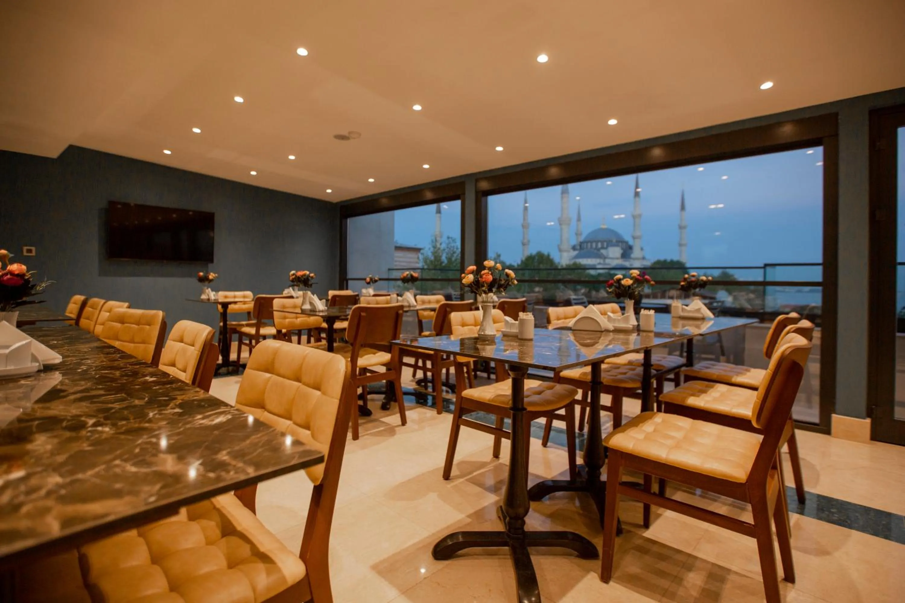 Restaurant/places to eat in HaciBayramHotel