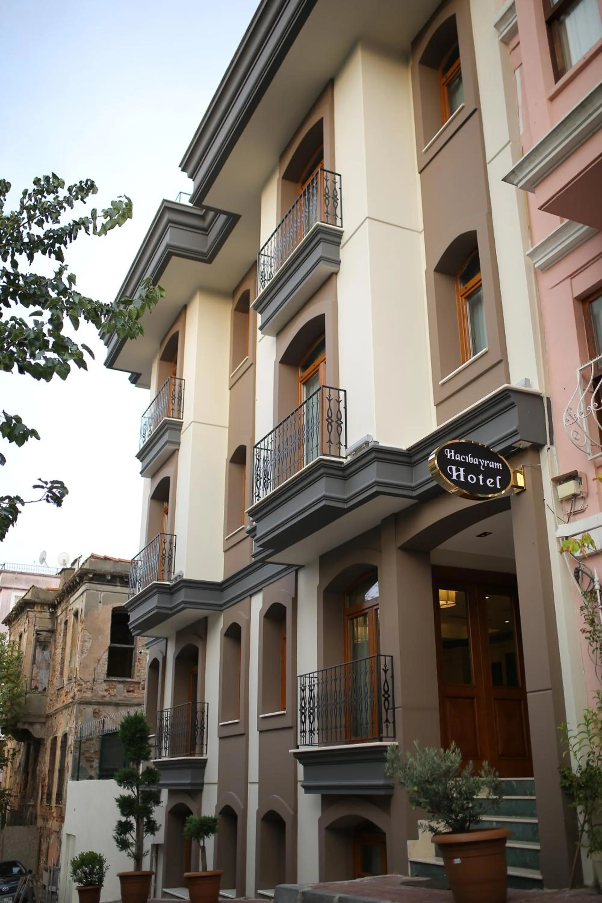 Facade/entrance in HaciBayramHotel