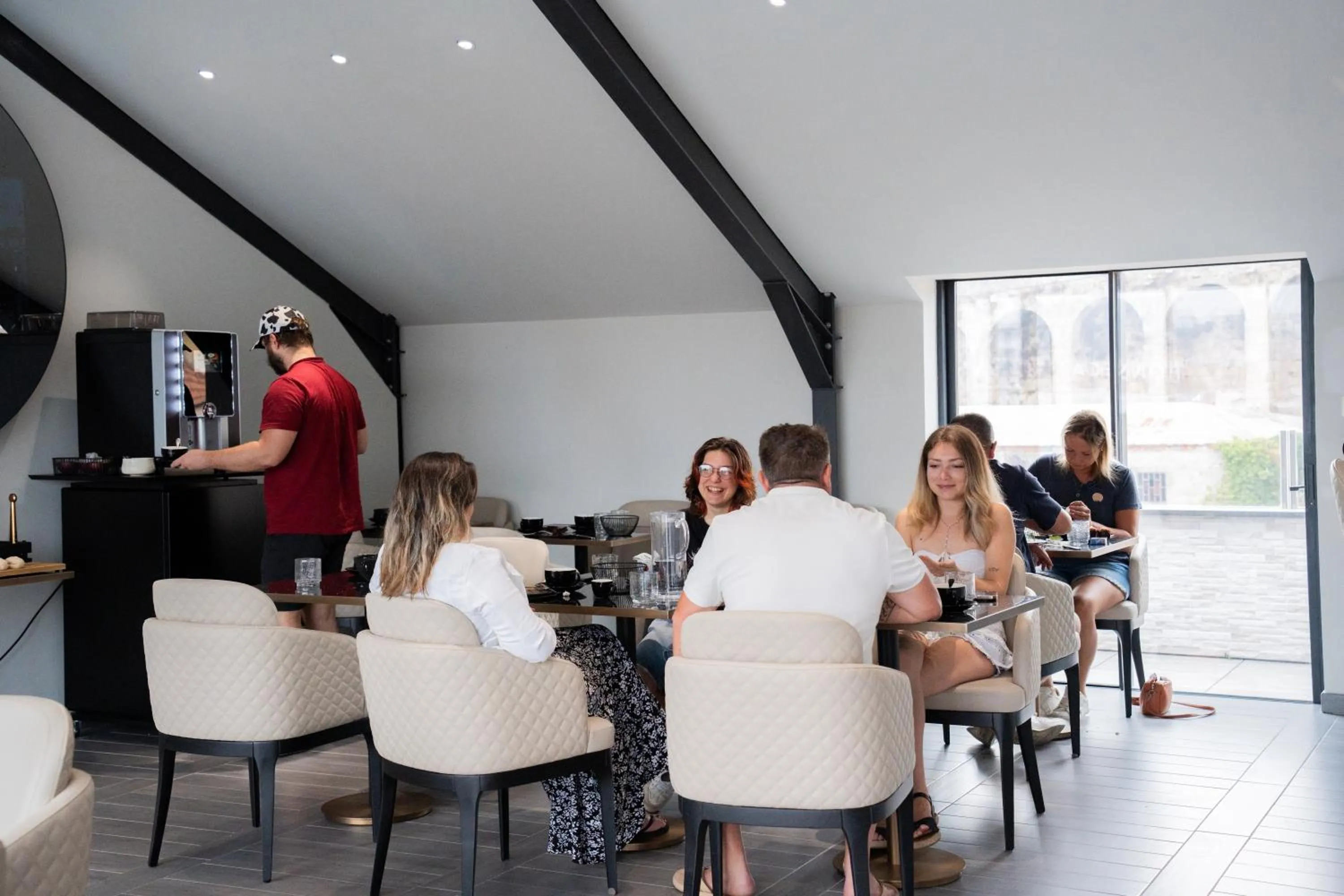 Breakfast in Smartr Porto Gaia & Spa