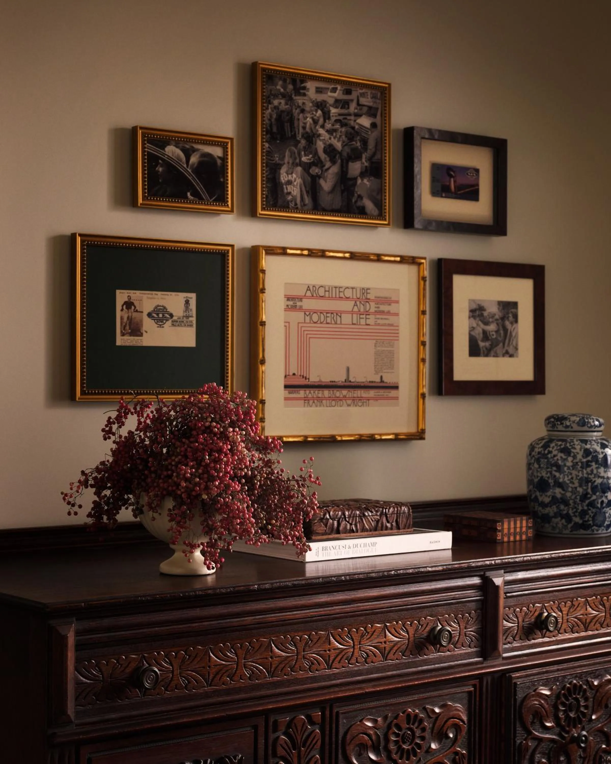 Decorative detail in Graduate by Hilton Palo Alto