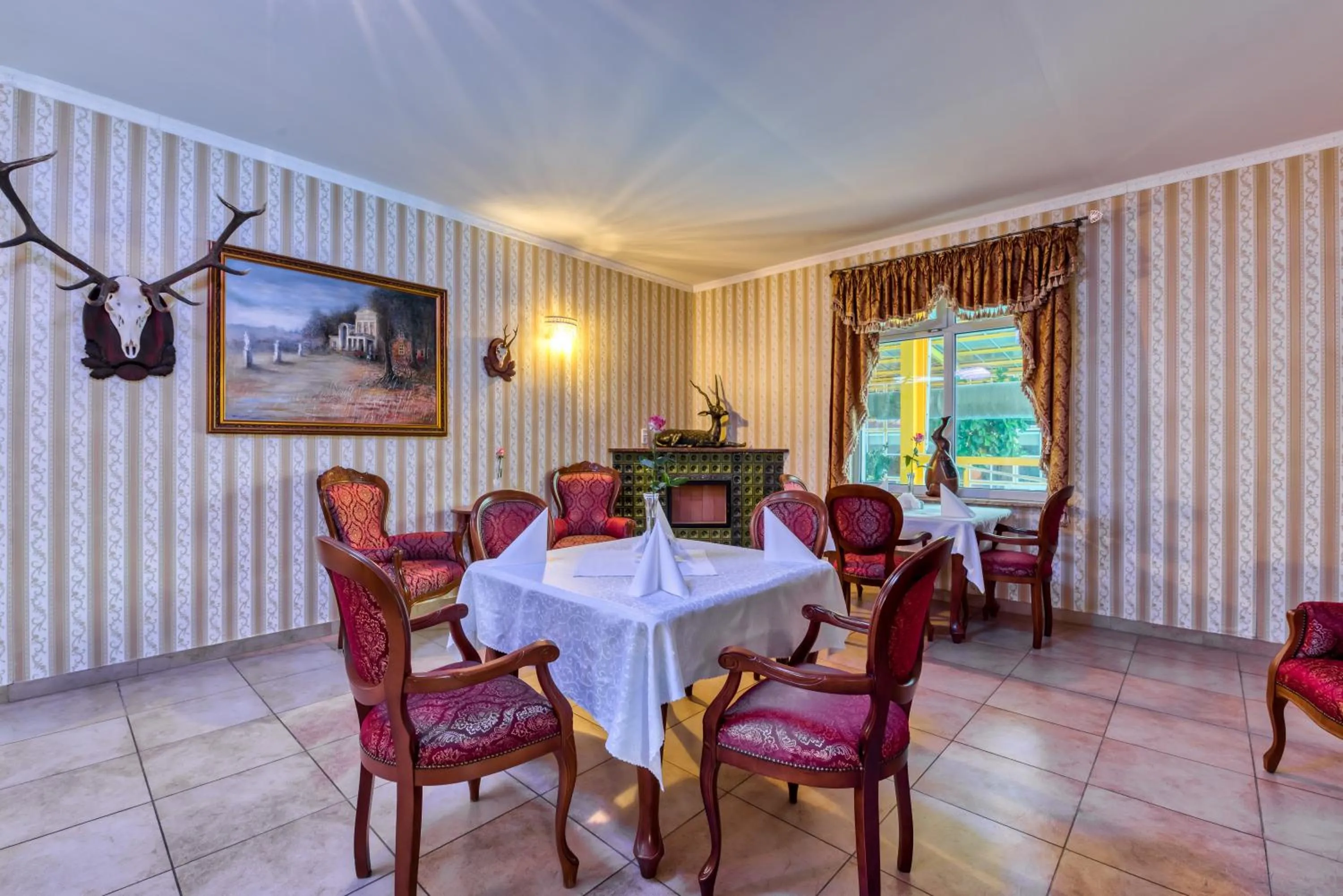 Restaurant/places to eat in Hotel Gracja