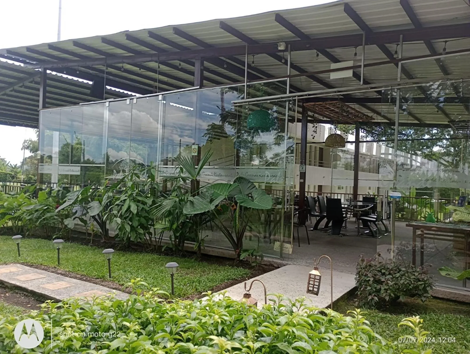 Restaurant/places to eat in Hotel Palo Grande CF Pereira