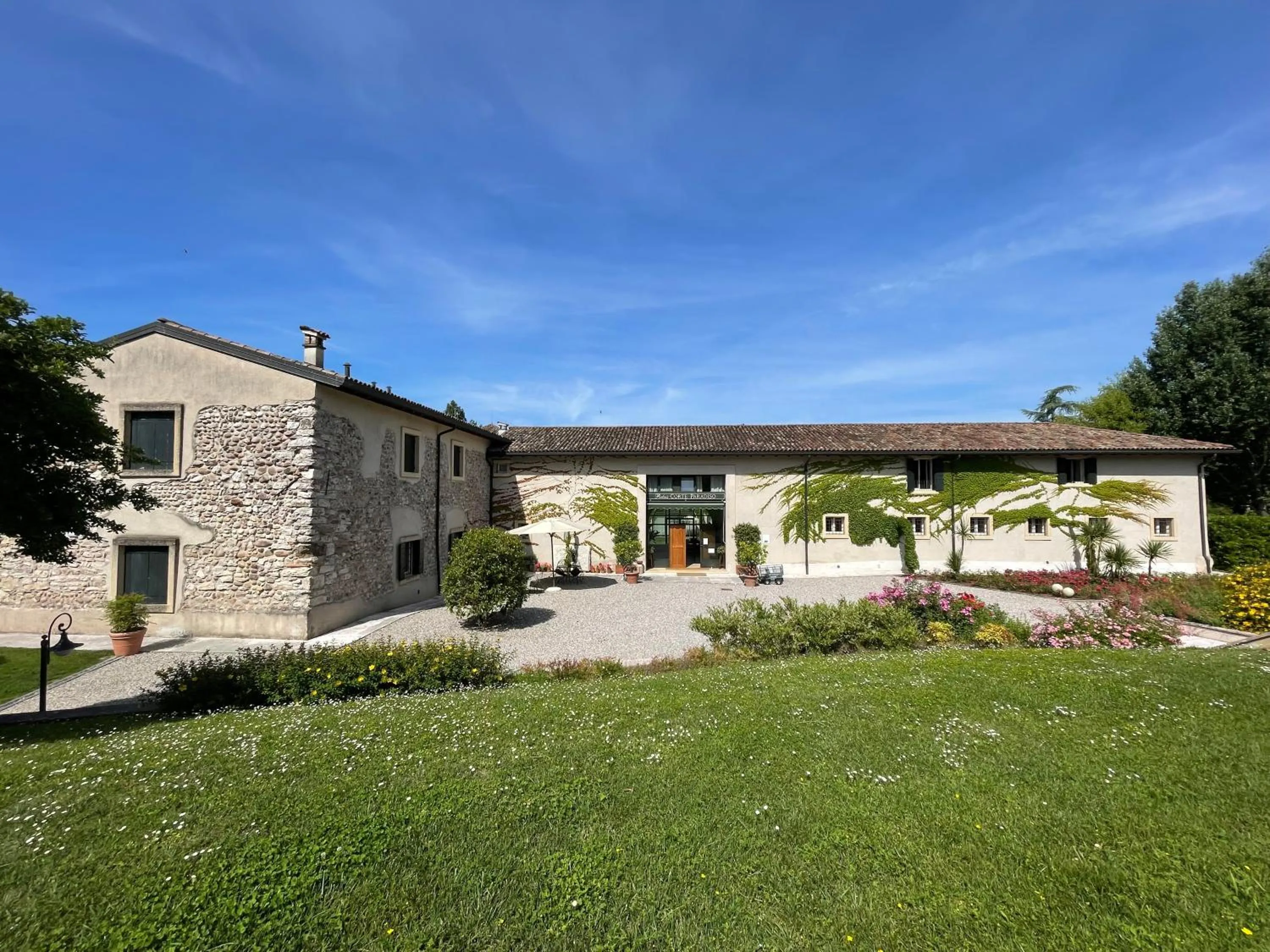 Property building in Apartments Relais Corte Paradiso