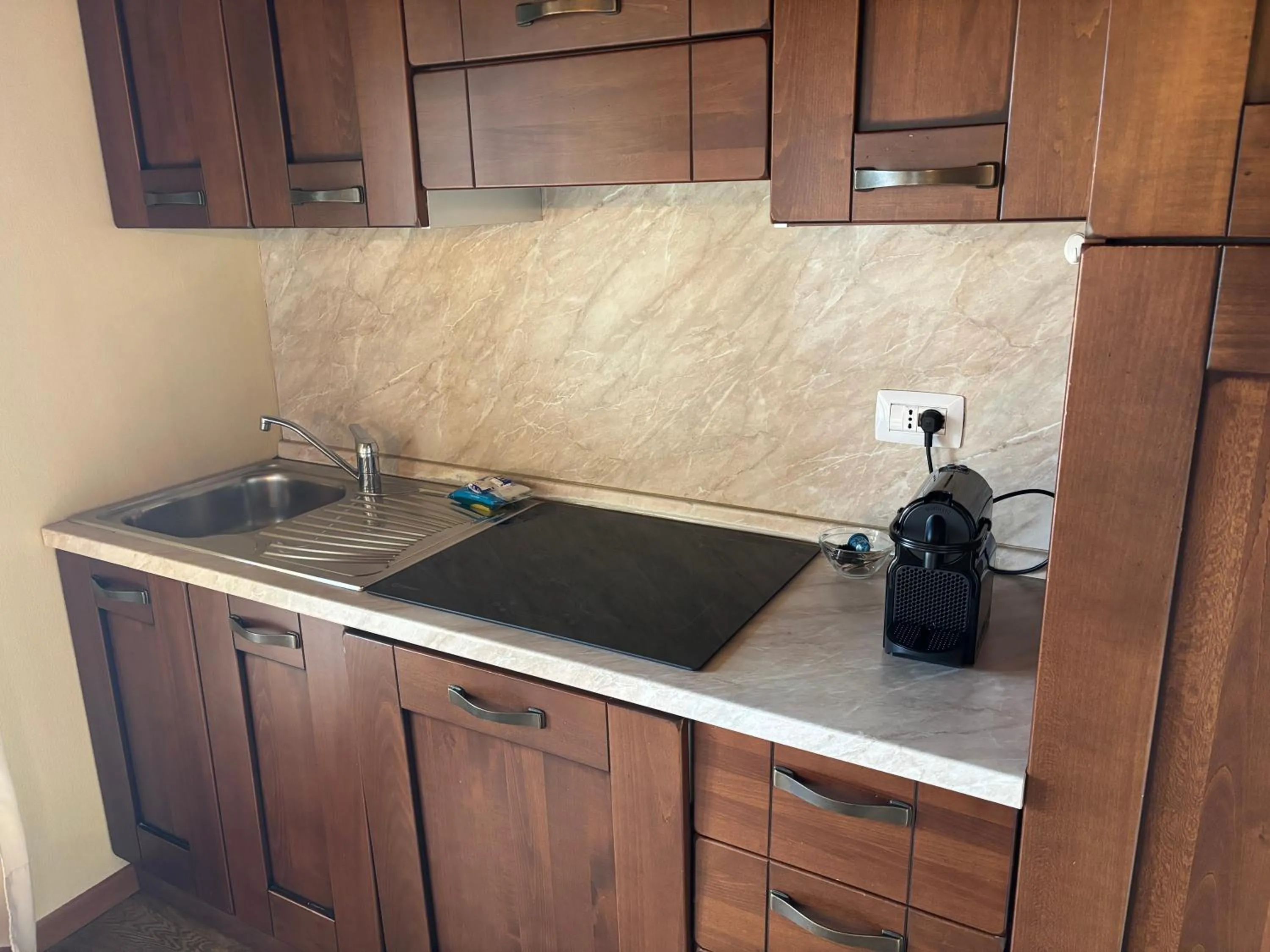 Coffee/tea facilities in Apartments Relais Corte Paradiso