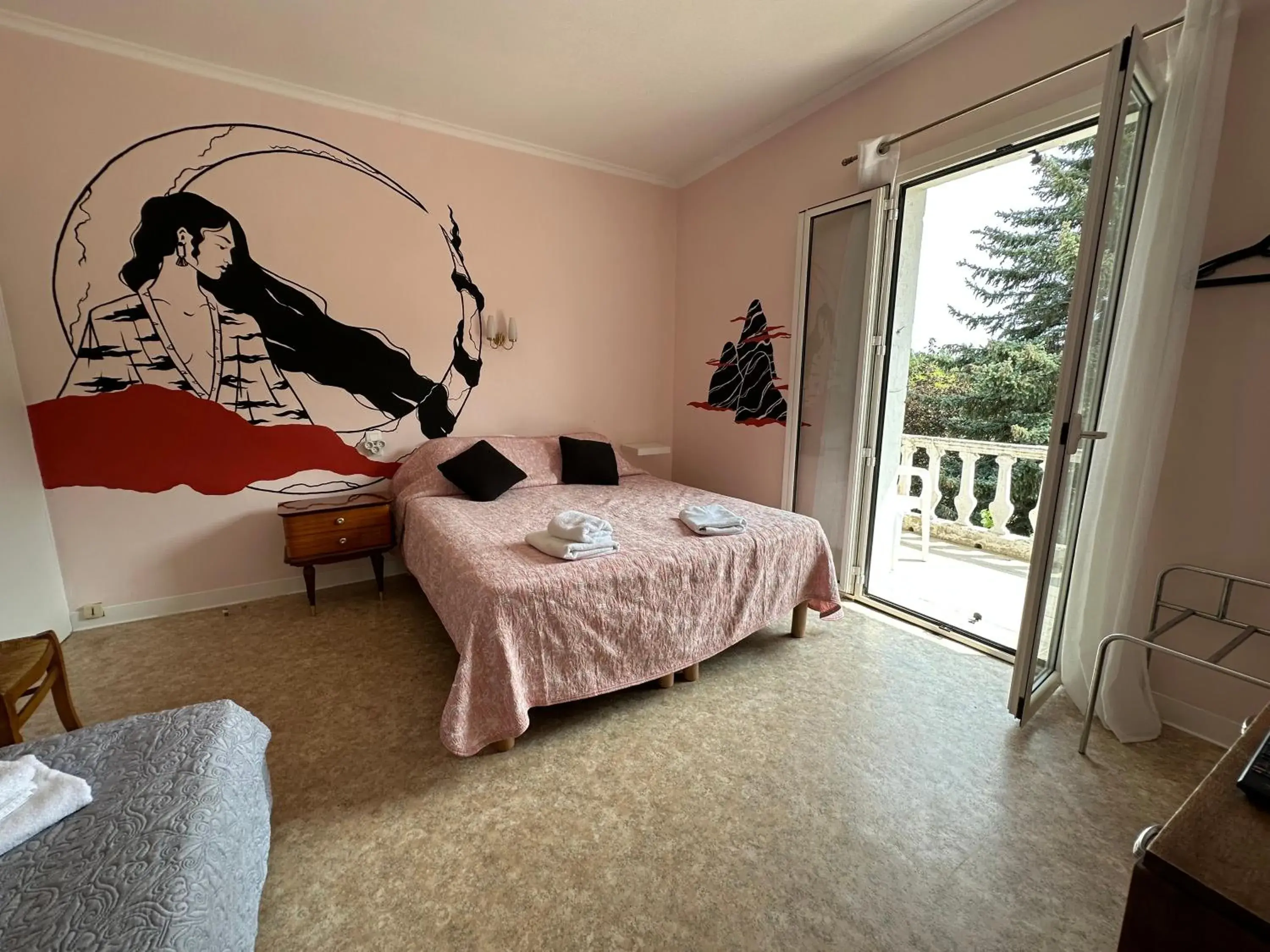 Deluxe Room (2 Adults + 1 Child) in Les Terrasses Deluxe Room (2 Adults + 1 Child) in Les Terrasses