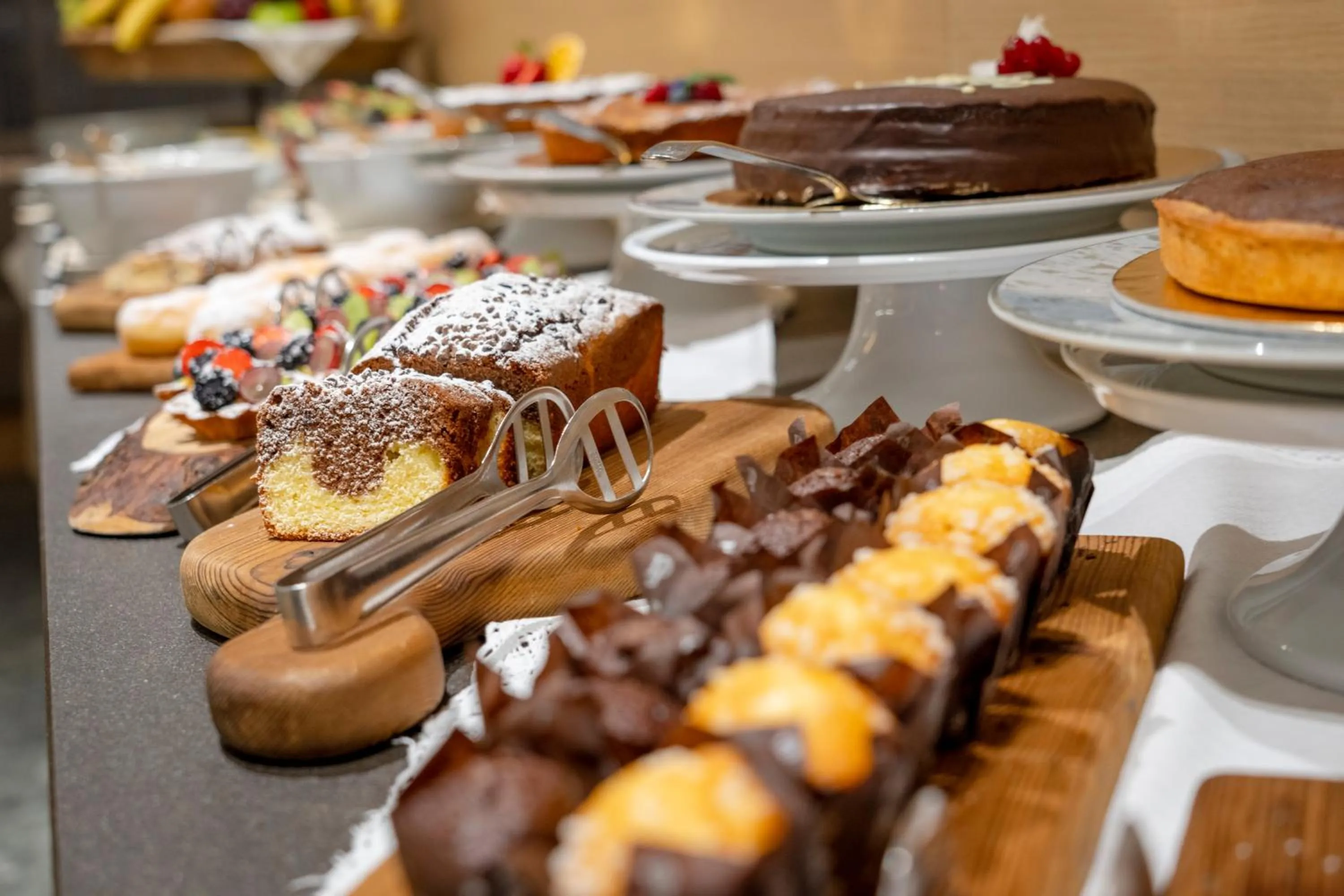 Food and drinks in Palace Hotel Wellness & Beauty