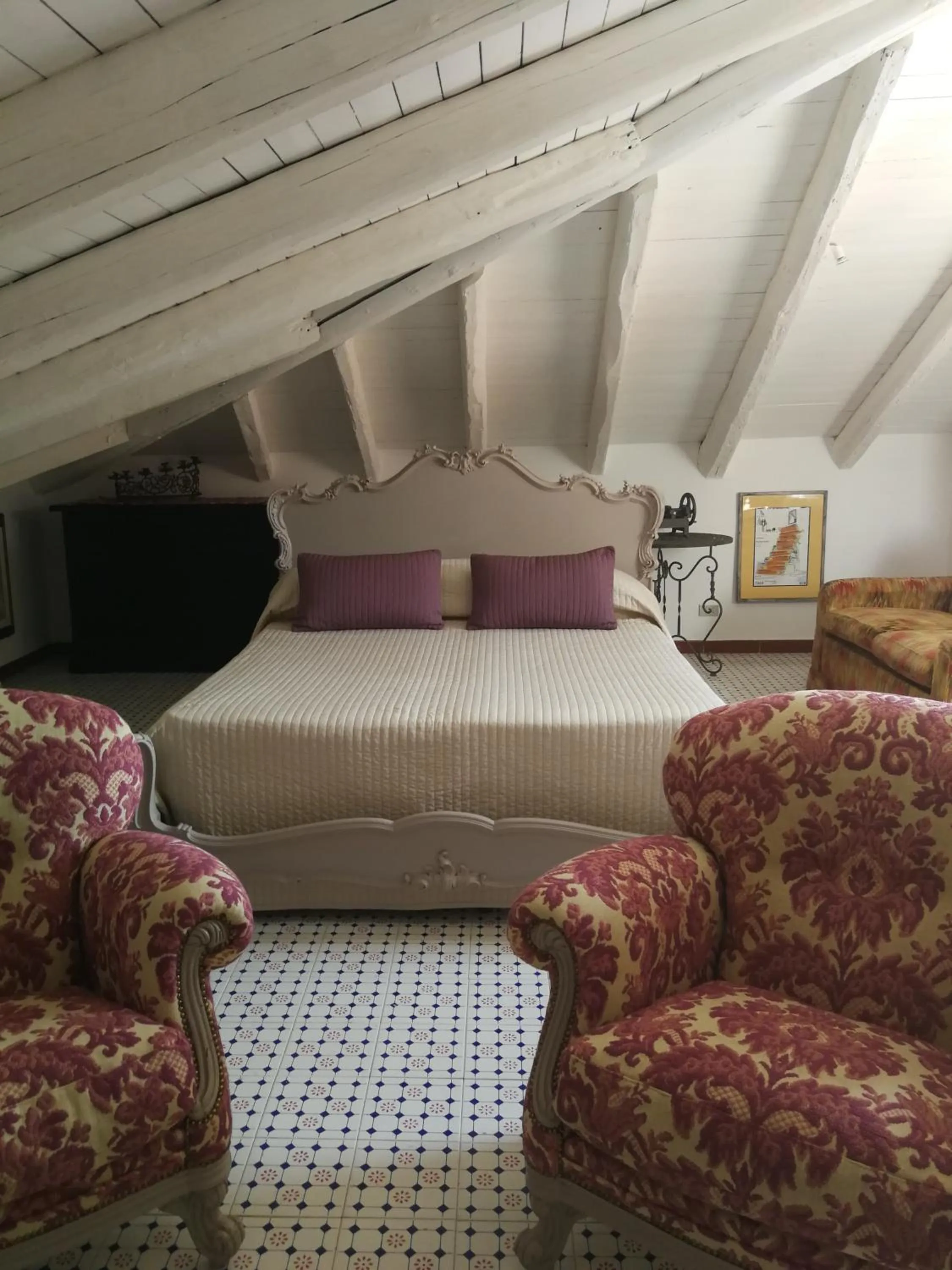 Bed in Villa Chiarenza Maison d'Hotes