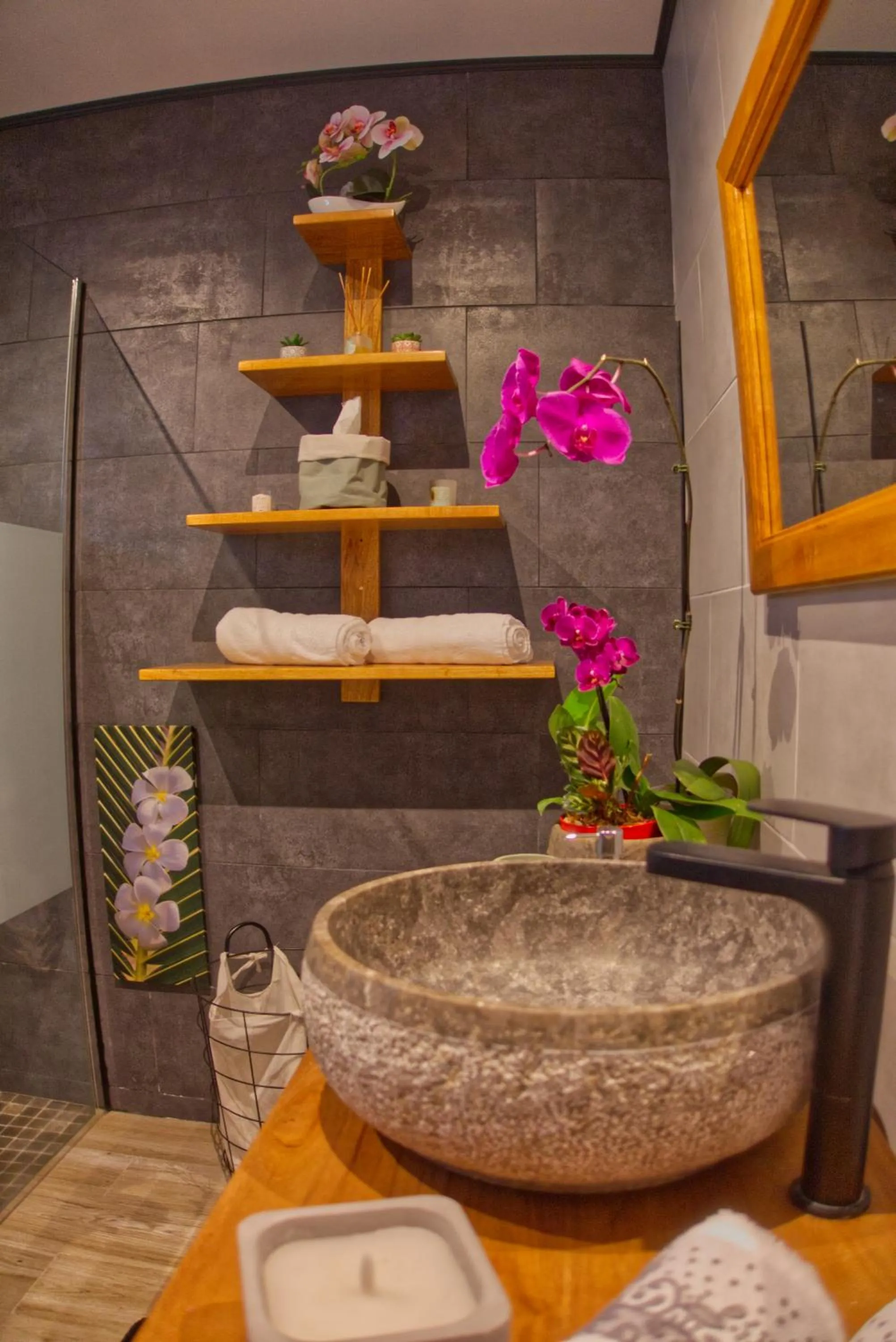 Bathroom in Ka Hema - Maison entière avec Jacuzzi et vue sur mer