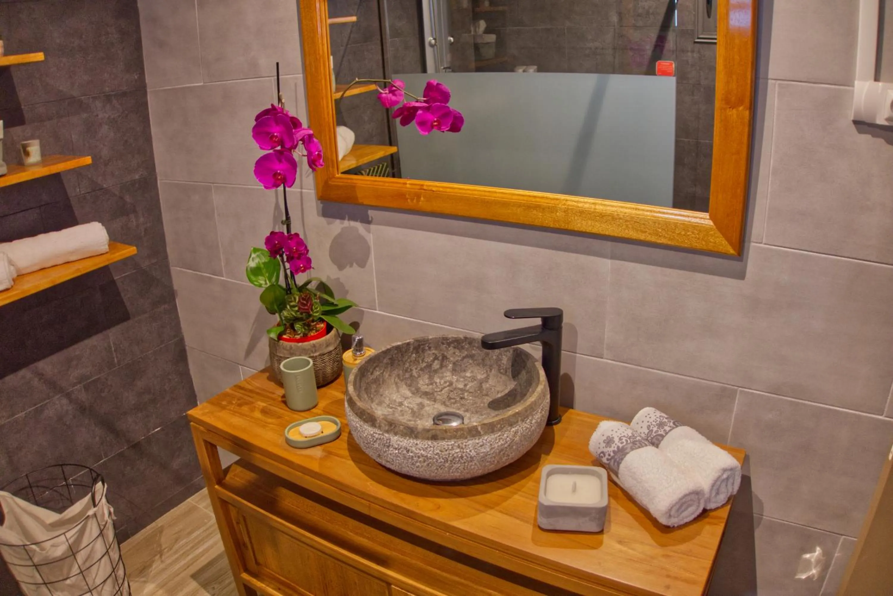 Bathroom in Ka Hema - Maison entière avec Jacuzzi et vue sur mer