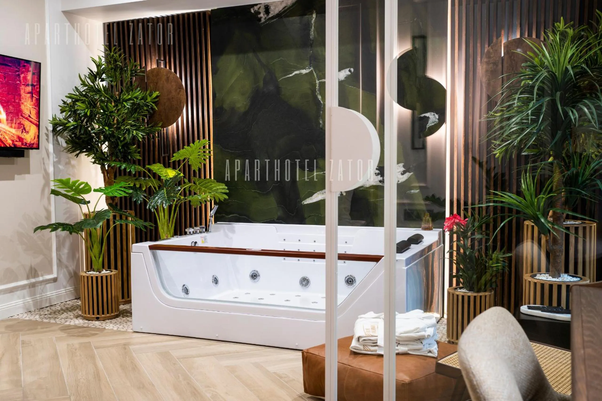 Aparthotel ZATOR Retro 66 jacuzzi