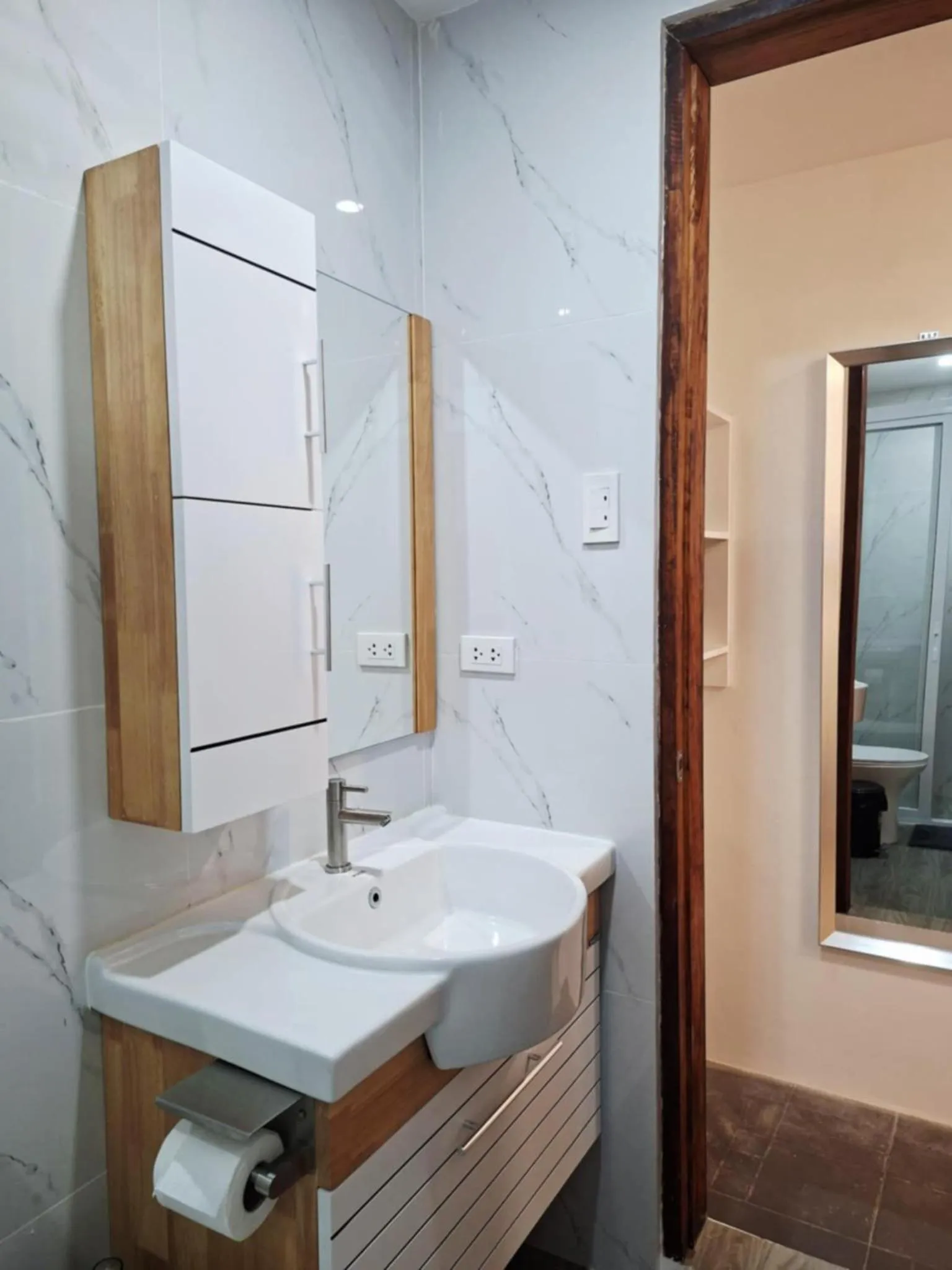 Bonsai Jacuzzi Suites