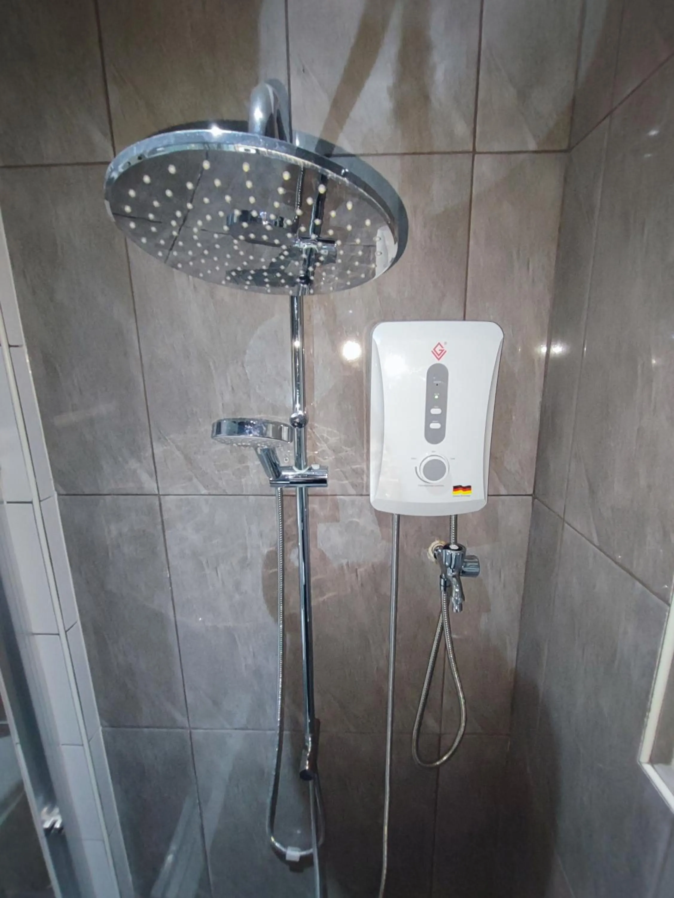 Shower in Bonsai Jacuzzi Suites