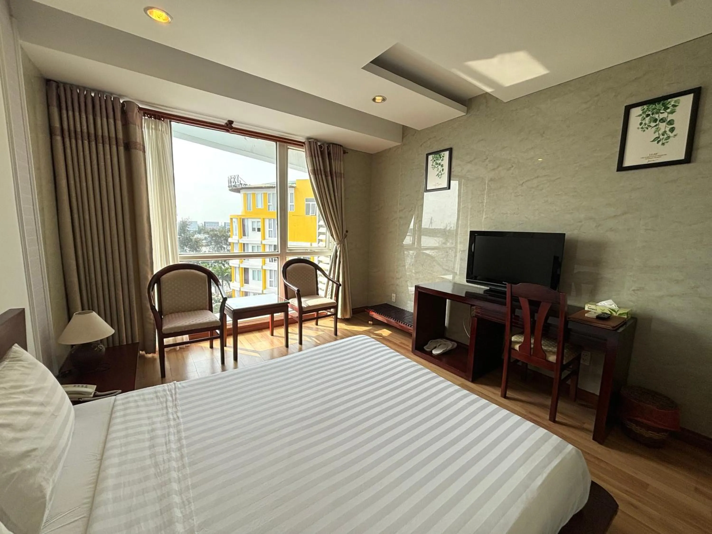 Bed in Kim Tho Hotel