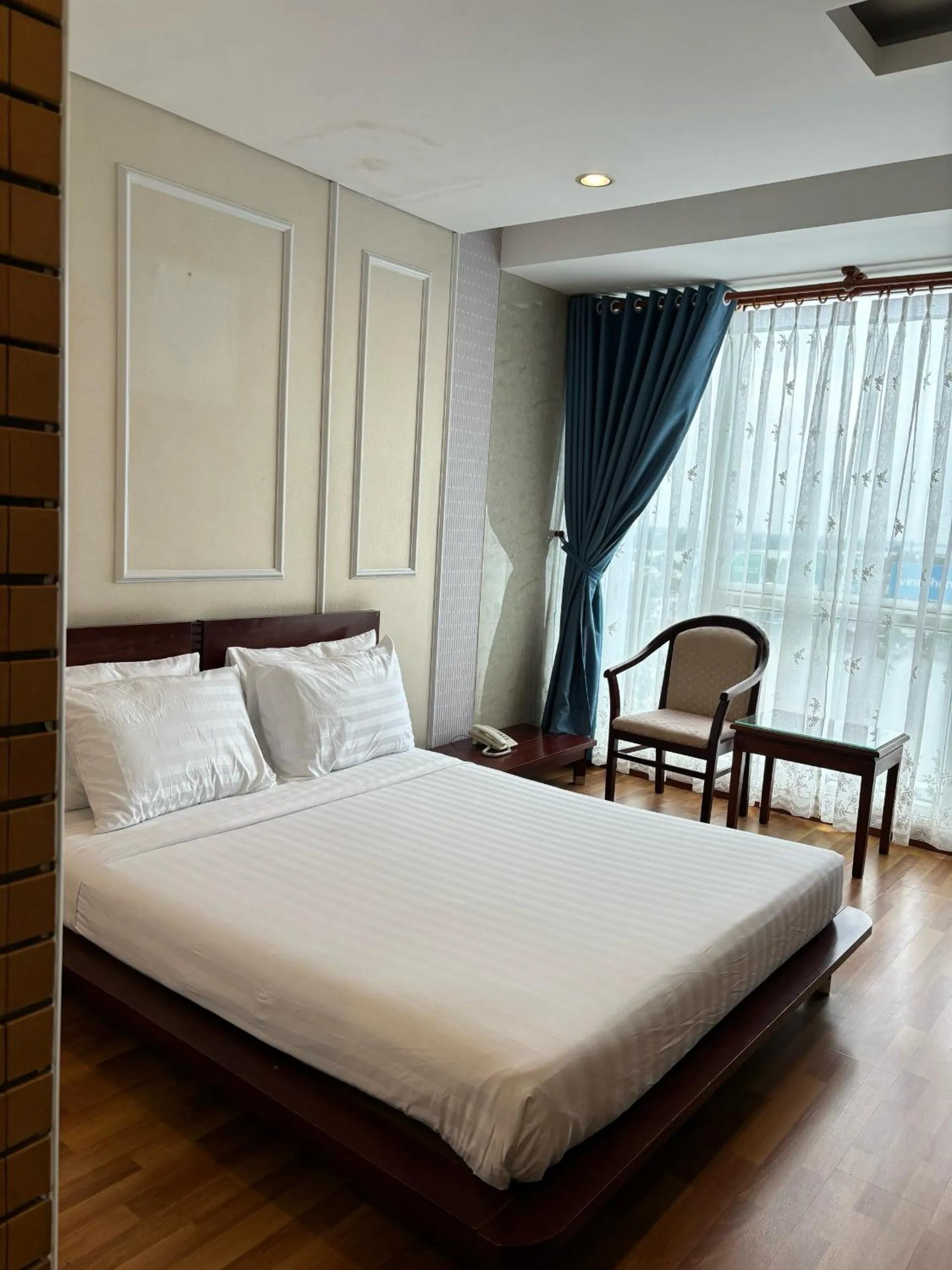 Natural landscape, Bed in Kim Tho Hotel