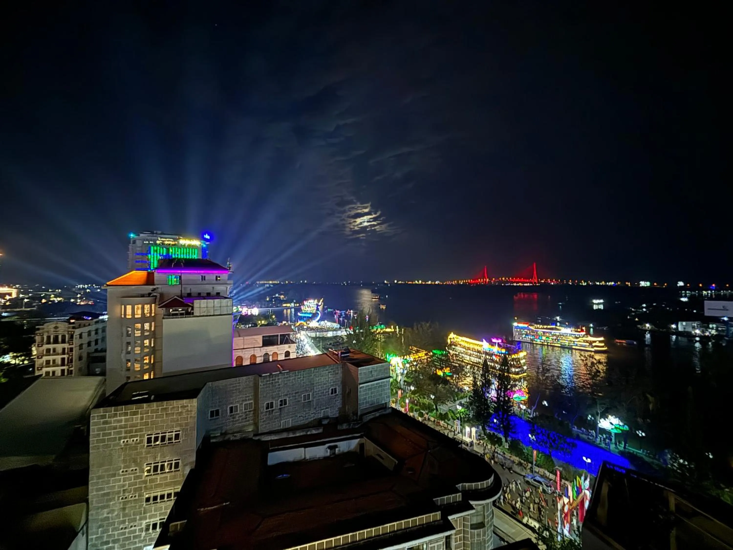 Night in Kim Tho Hotel