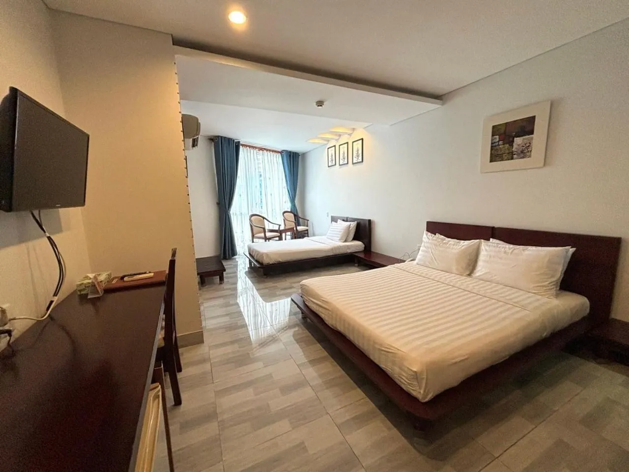 Bed in Kim Tho Hotel