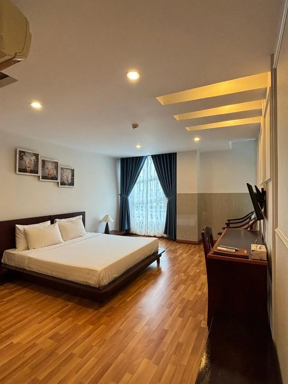 Bed in Kim Tho Hotel