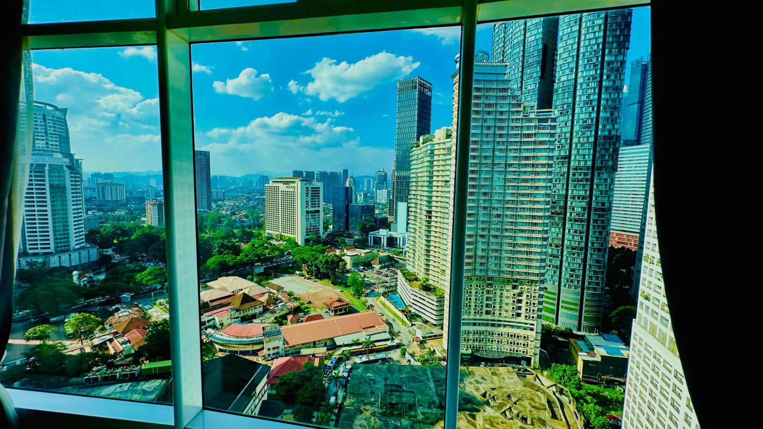 Vortex KLCC suites by Cityboxz