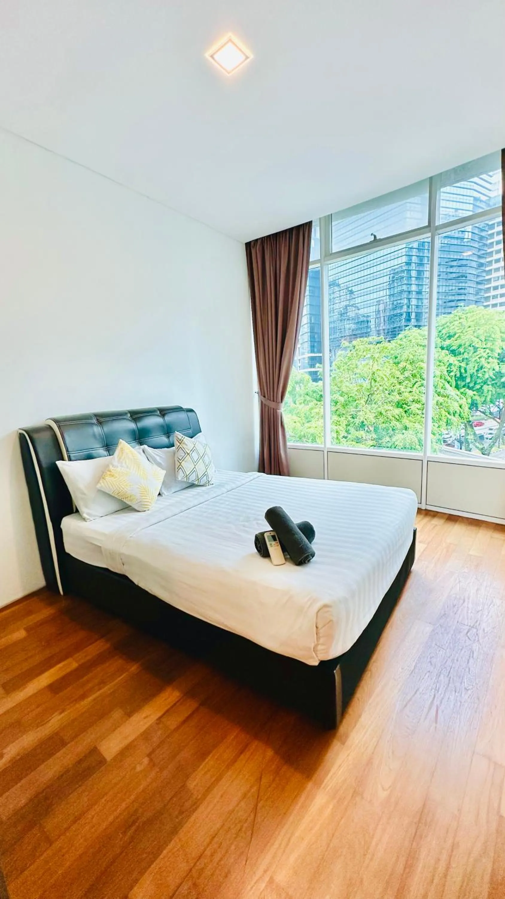 Bed in Vortex KLCC suites by Cityboxz
