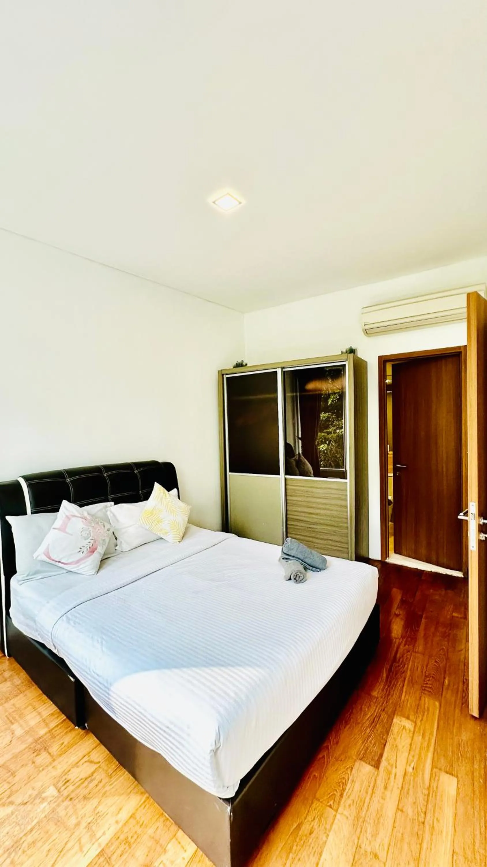 Bed in Vortex KLCC suites by Cityboxz