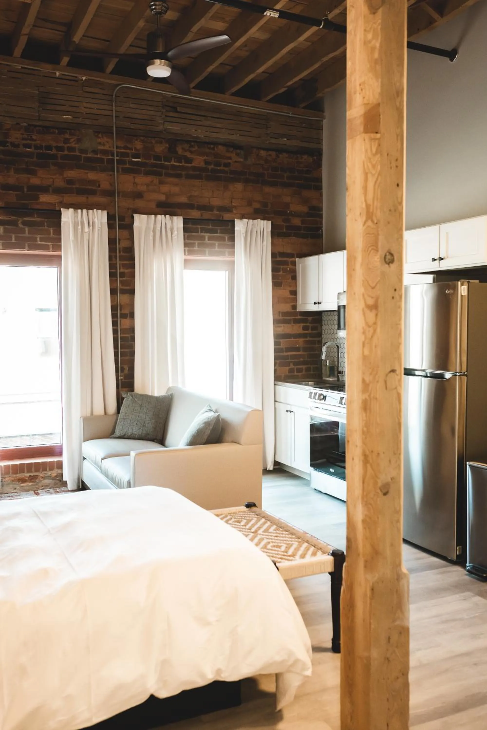 Bed in Three Trails Downtown Elkin