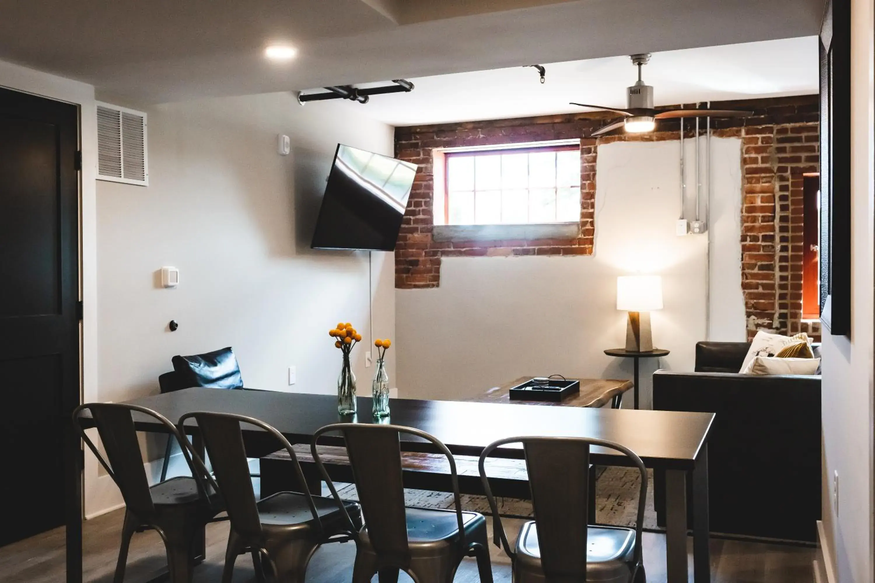 Three-Bedroom Suite in Three Trails Downtown Elkin Three-Bedroom Suite in Three Trails Downtown Elkin