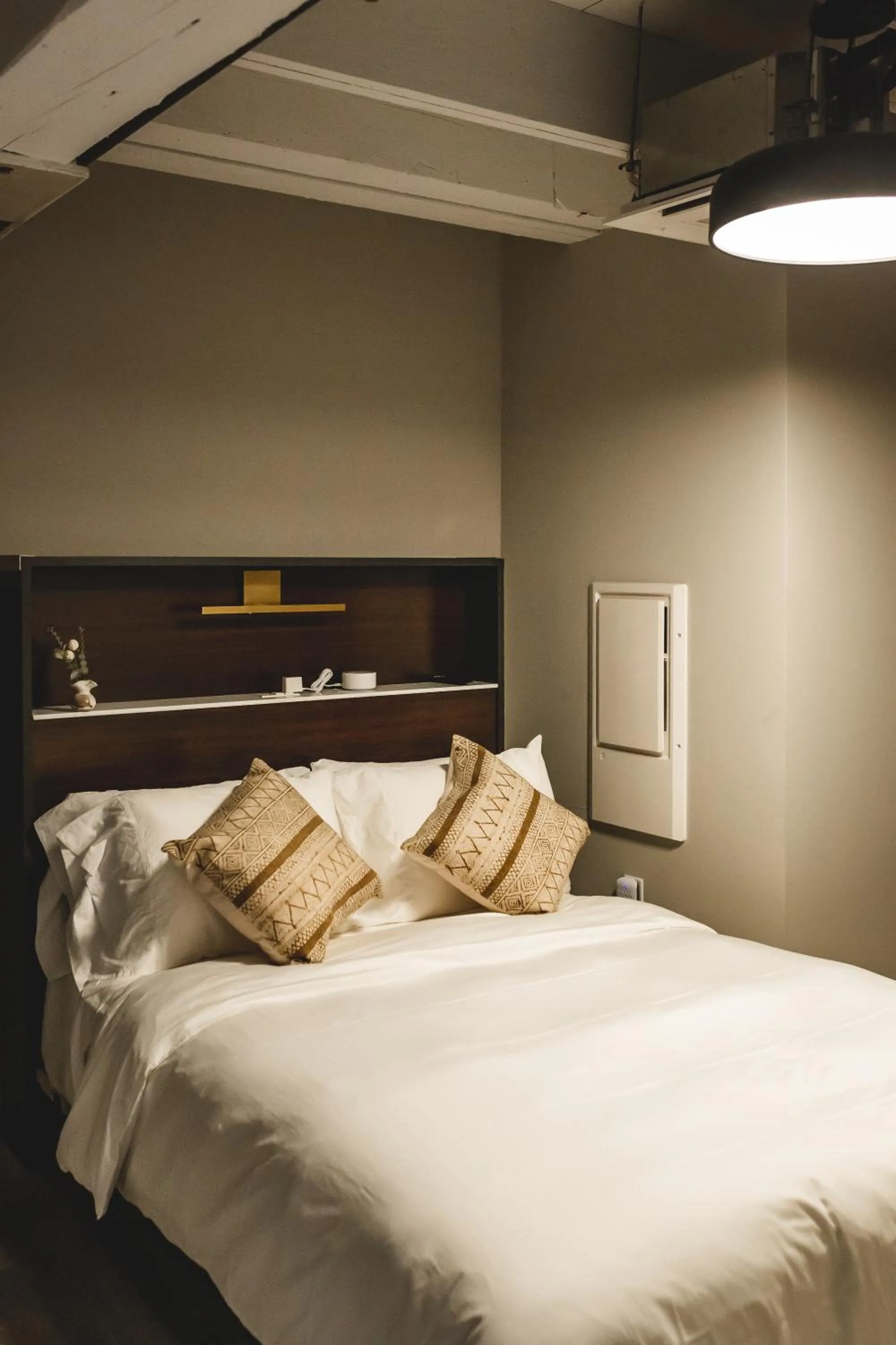 Bed in Three Trails Downtown Elkin