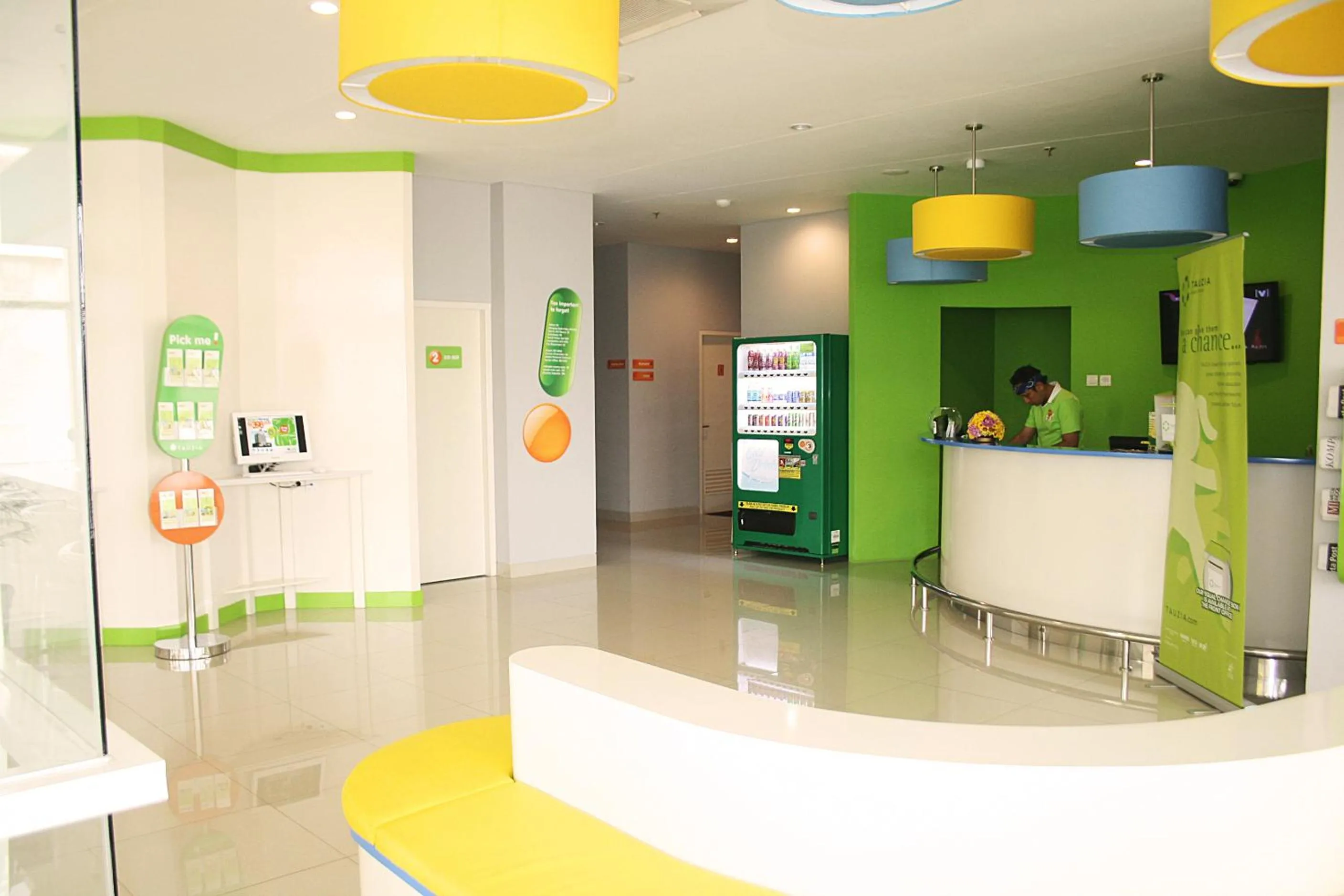 Lobby or reception in POP! Hotel Kemang Jakarta