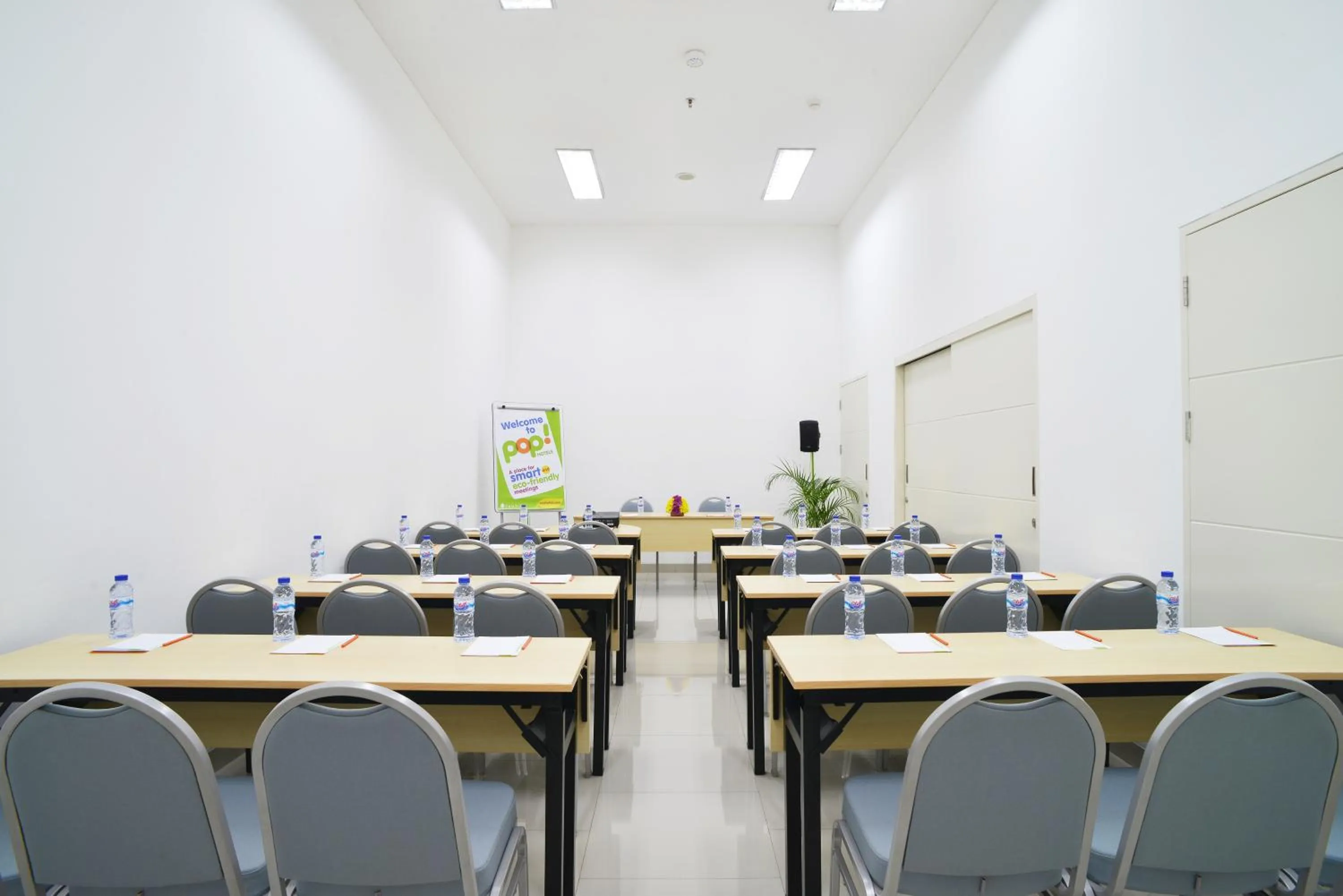 Meeting/conference room in POP! Hotel Kemang Jakarta