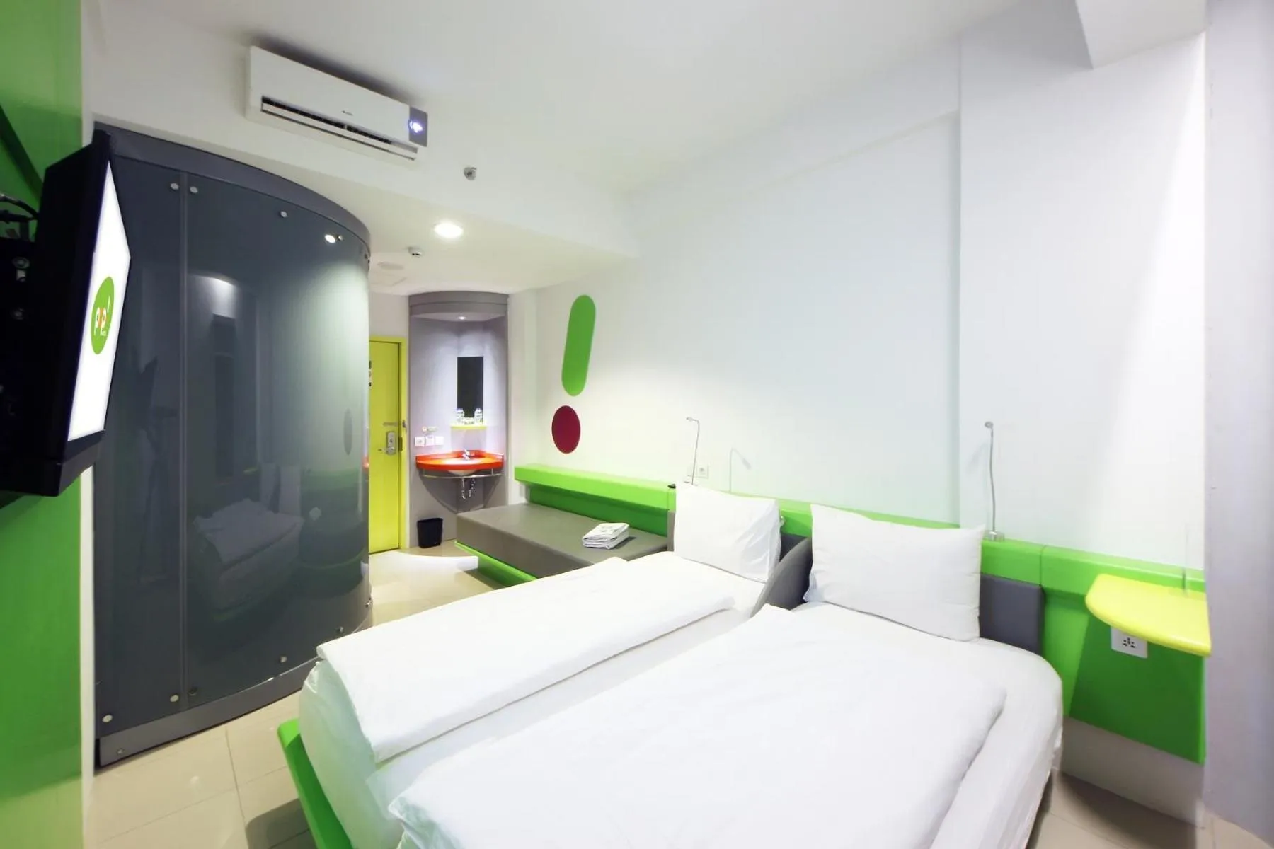 Bed in POP! Hotel Kemang Jakarta