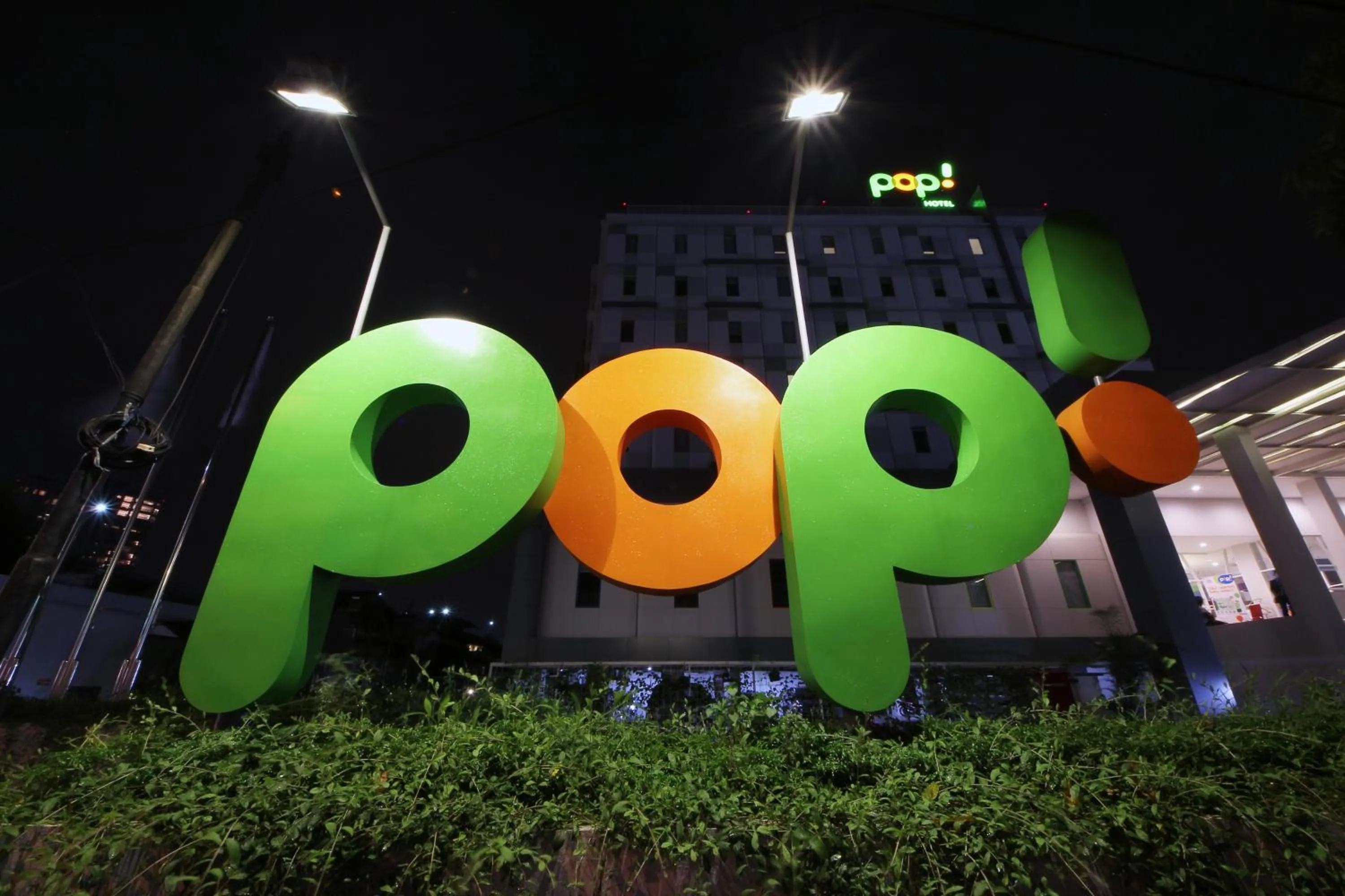 Facade/entrance in POP! Hotel Kemang Jakarta