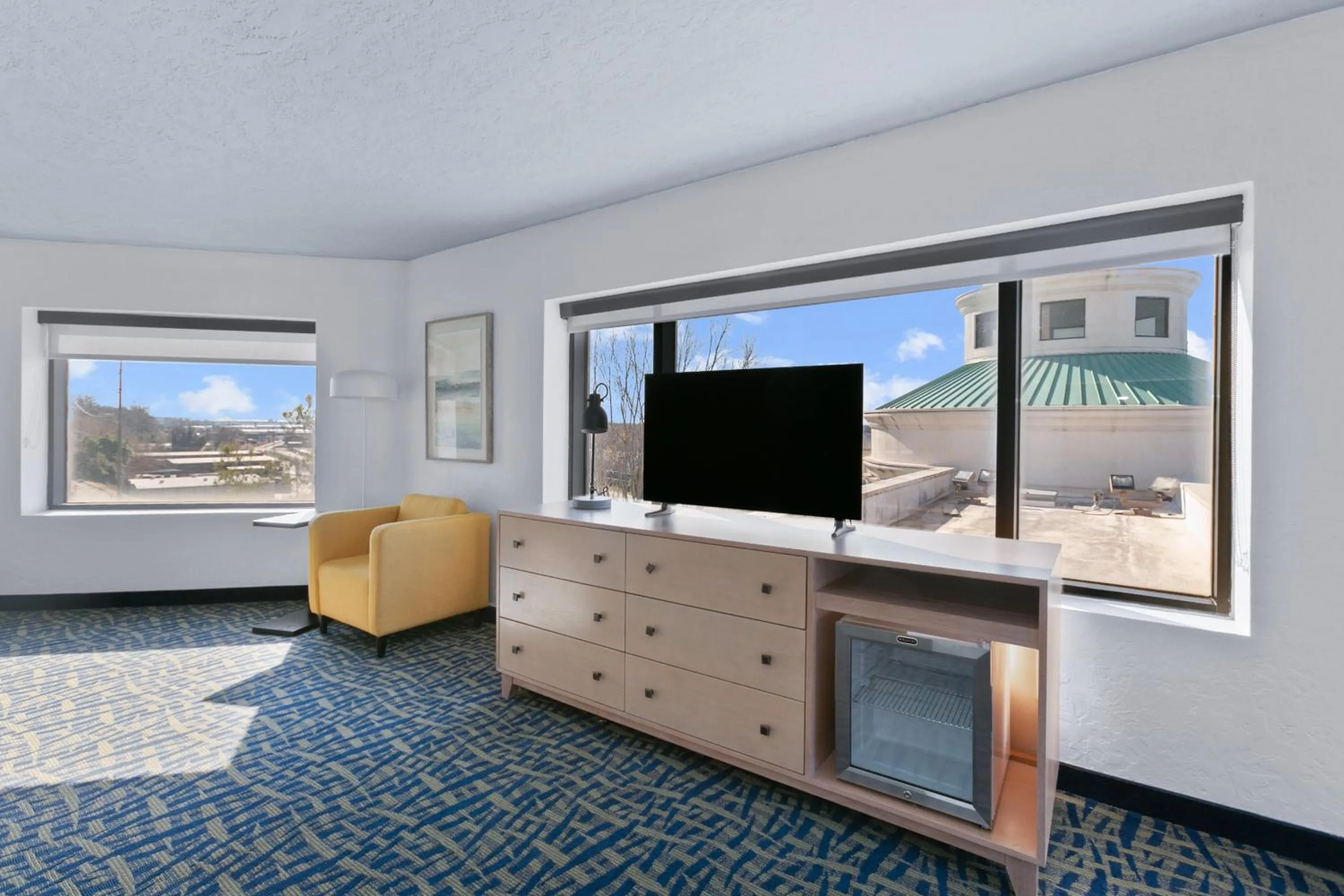 Bedroom in Mulberry, a Wyndham Hotel