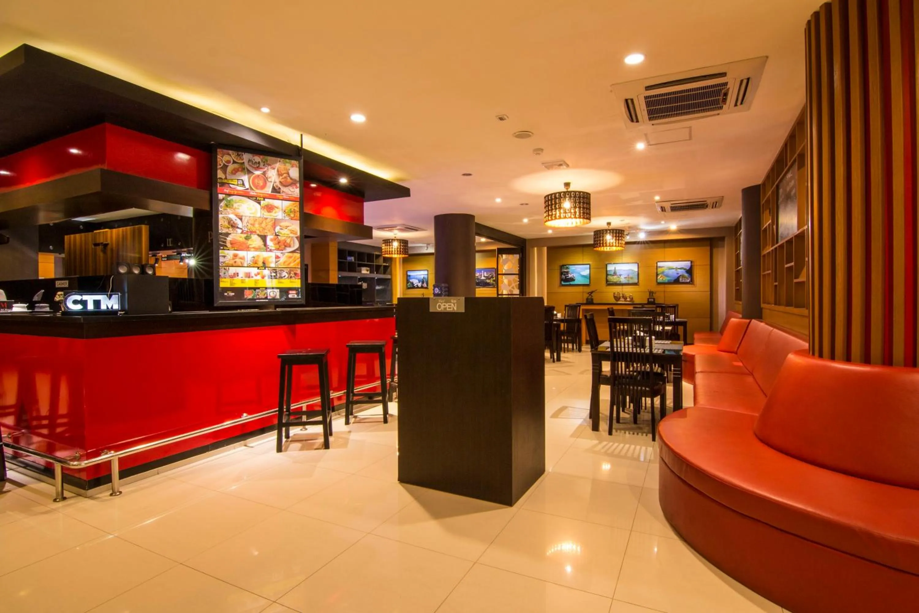 Restaurant/places to eat in Citi M Hotel Gambir