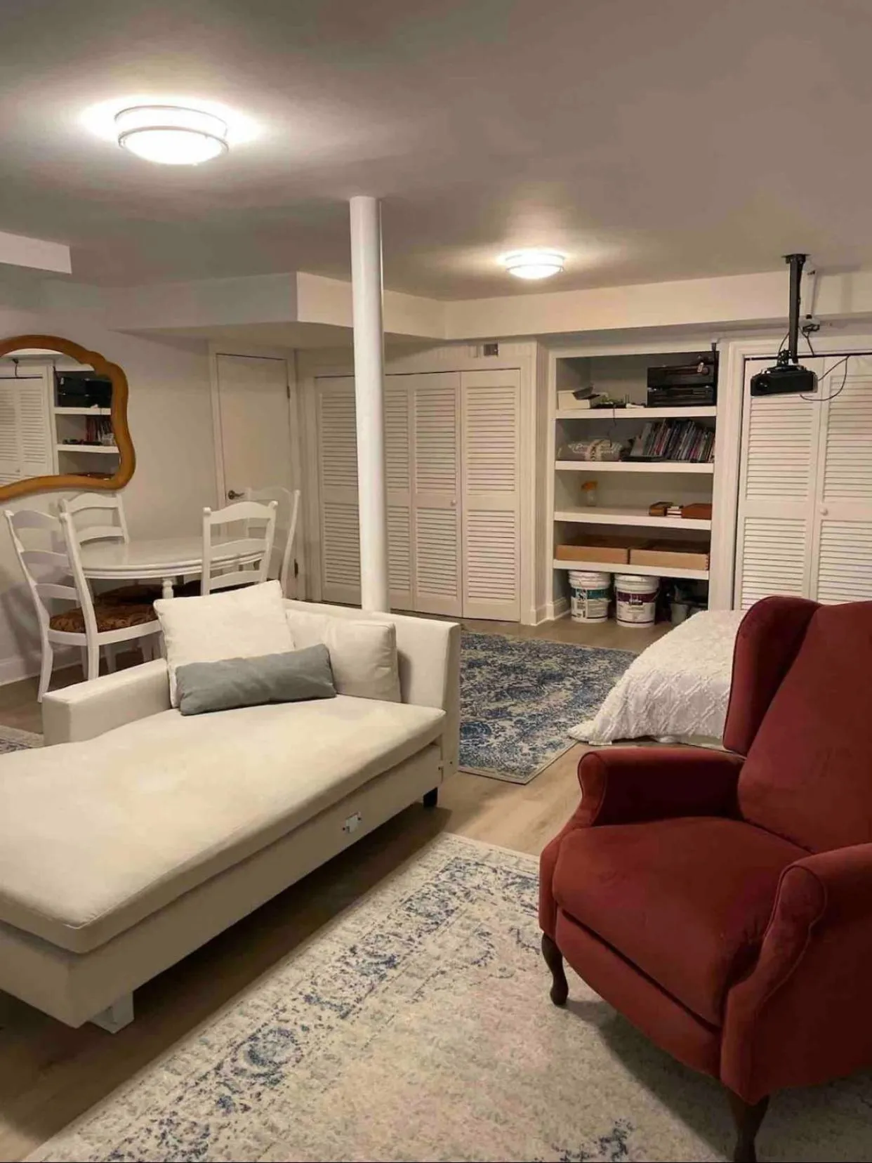 Bed in A Regal Retreat- Exclusive Parking, Prime Location