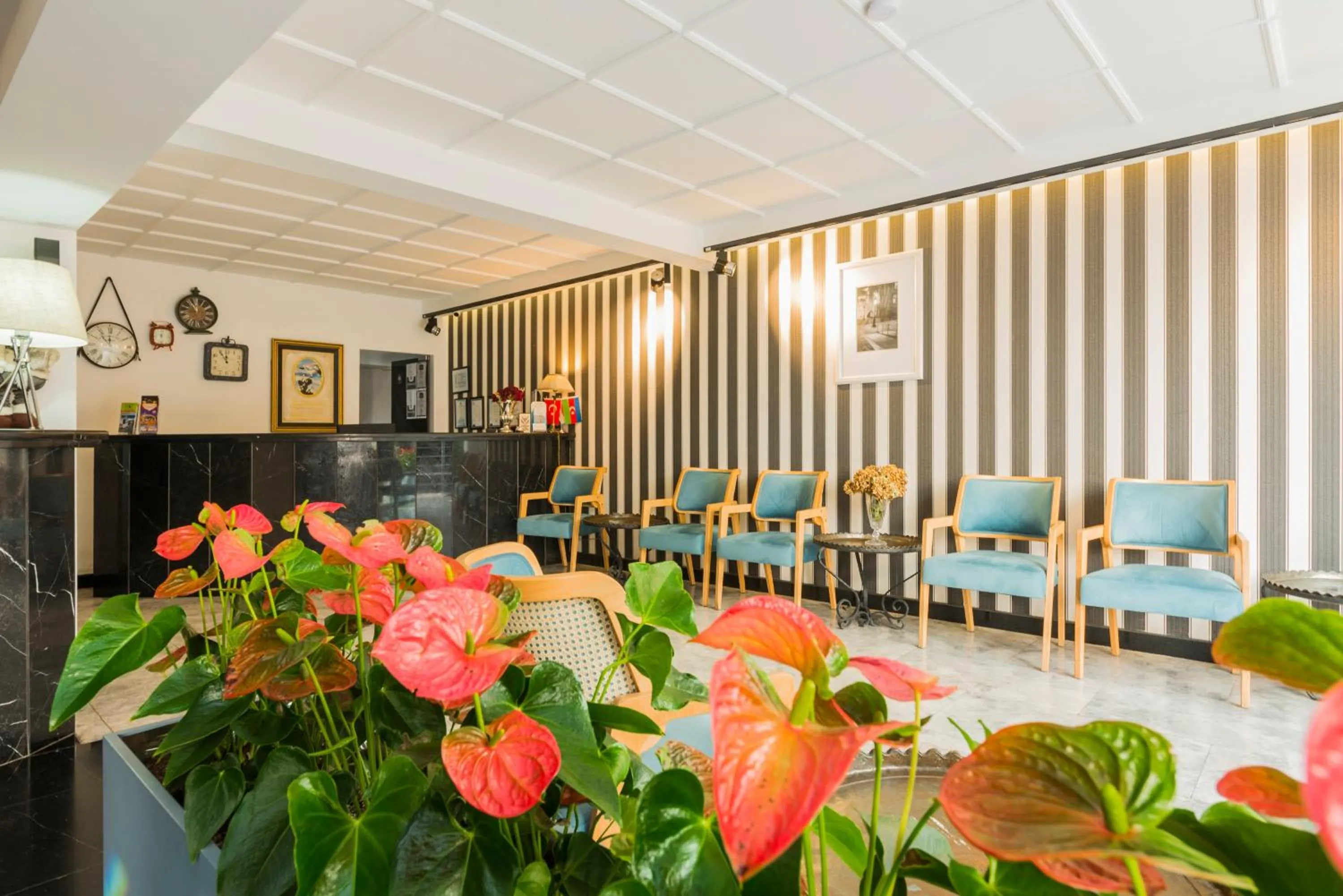 Lobby or reception in Semsan Hotel