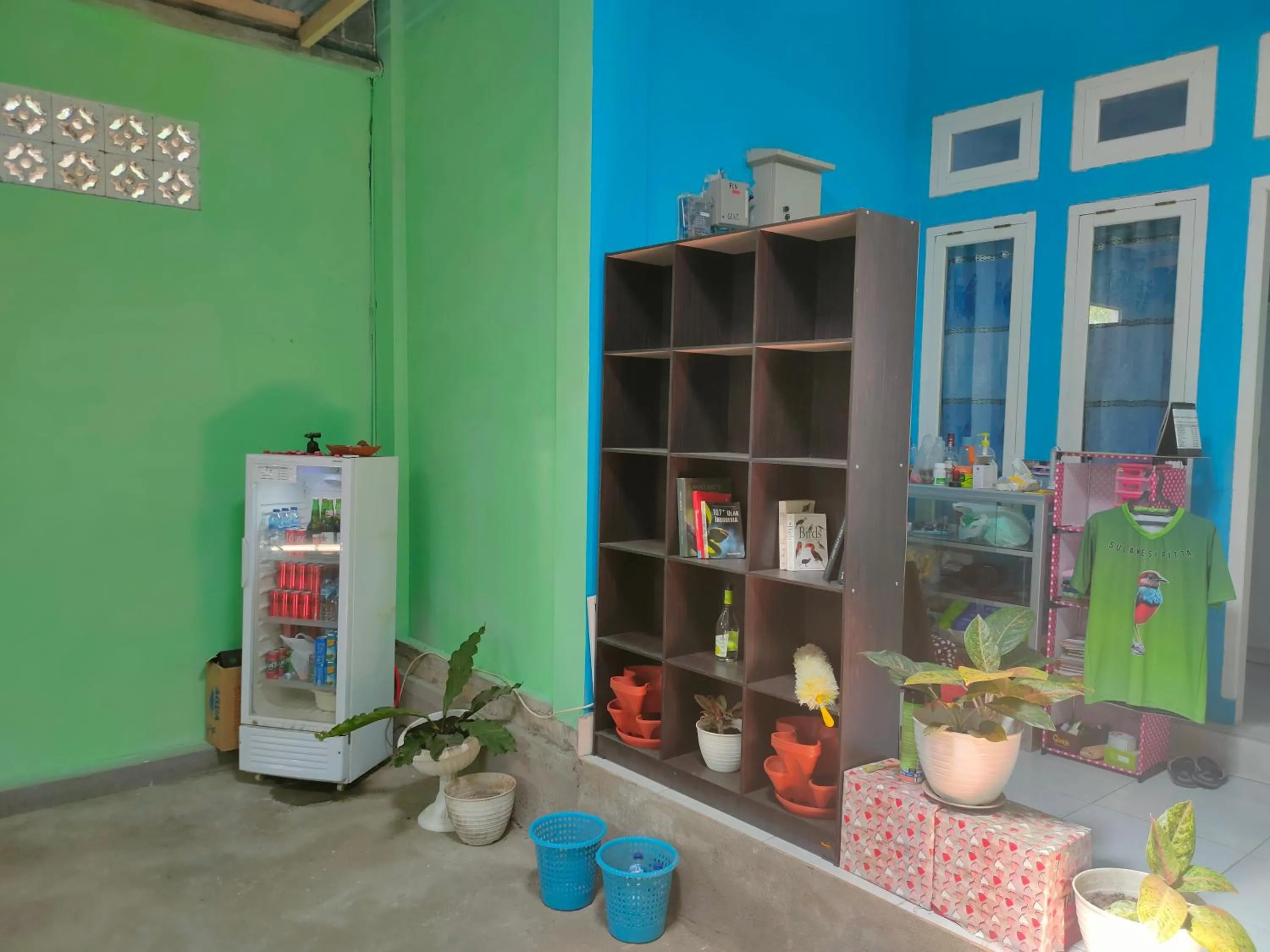 Lobby or reception in Tangkoko Guest House