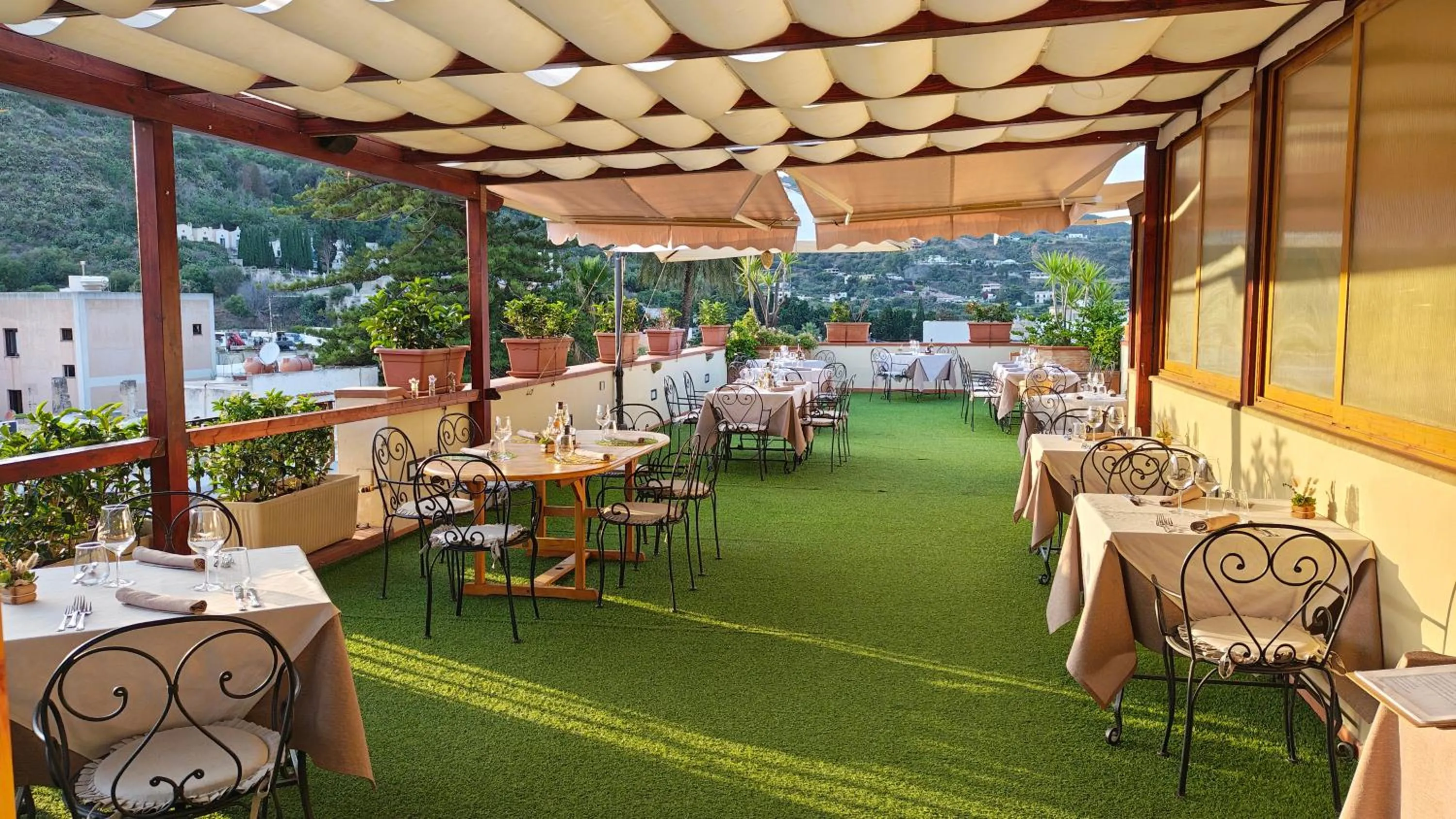 Restaurant/places to eat in Hotel La Filadelfia