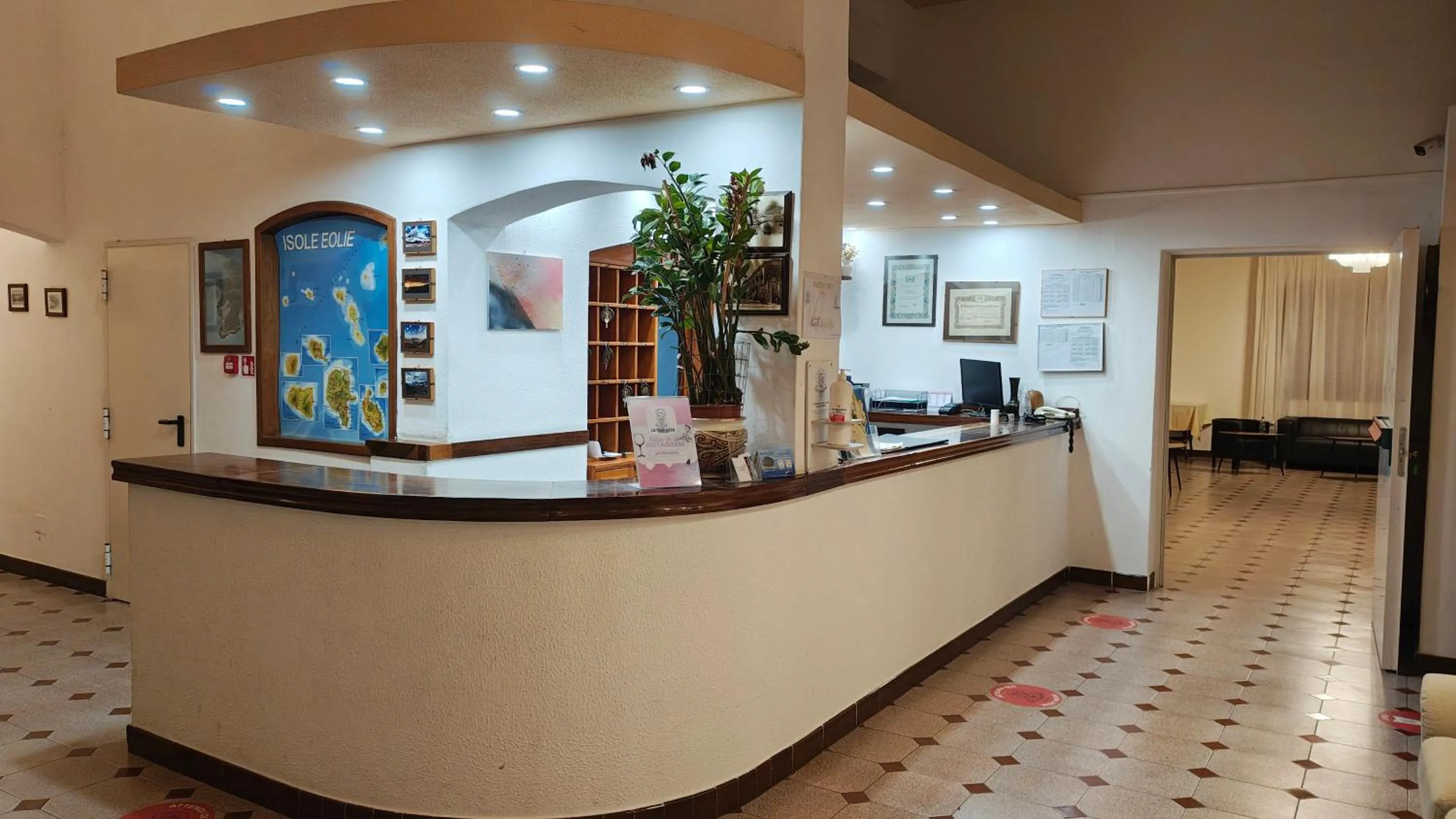 Lobby or reception in Hotel La Filadelfia