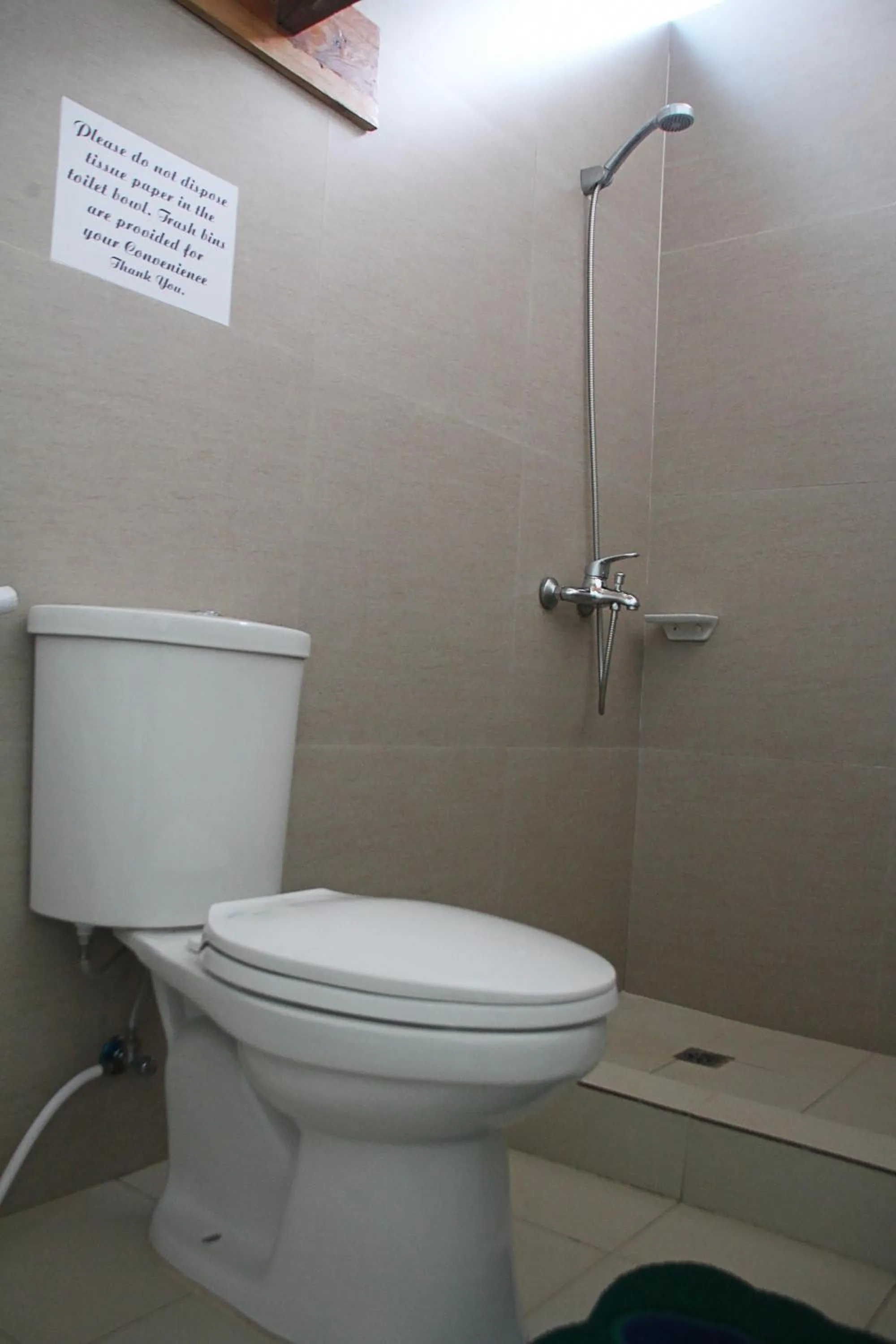 Bathroom in GHIELLANIQA INN