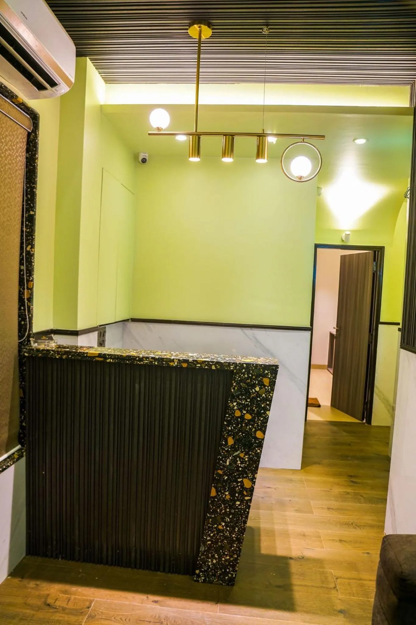 Lobby or reception in Hotel lime wood