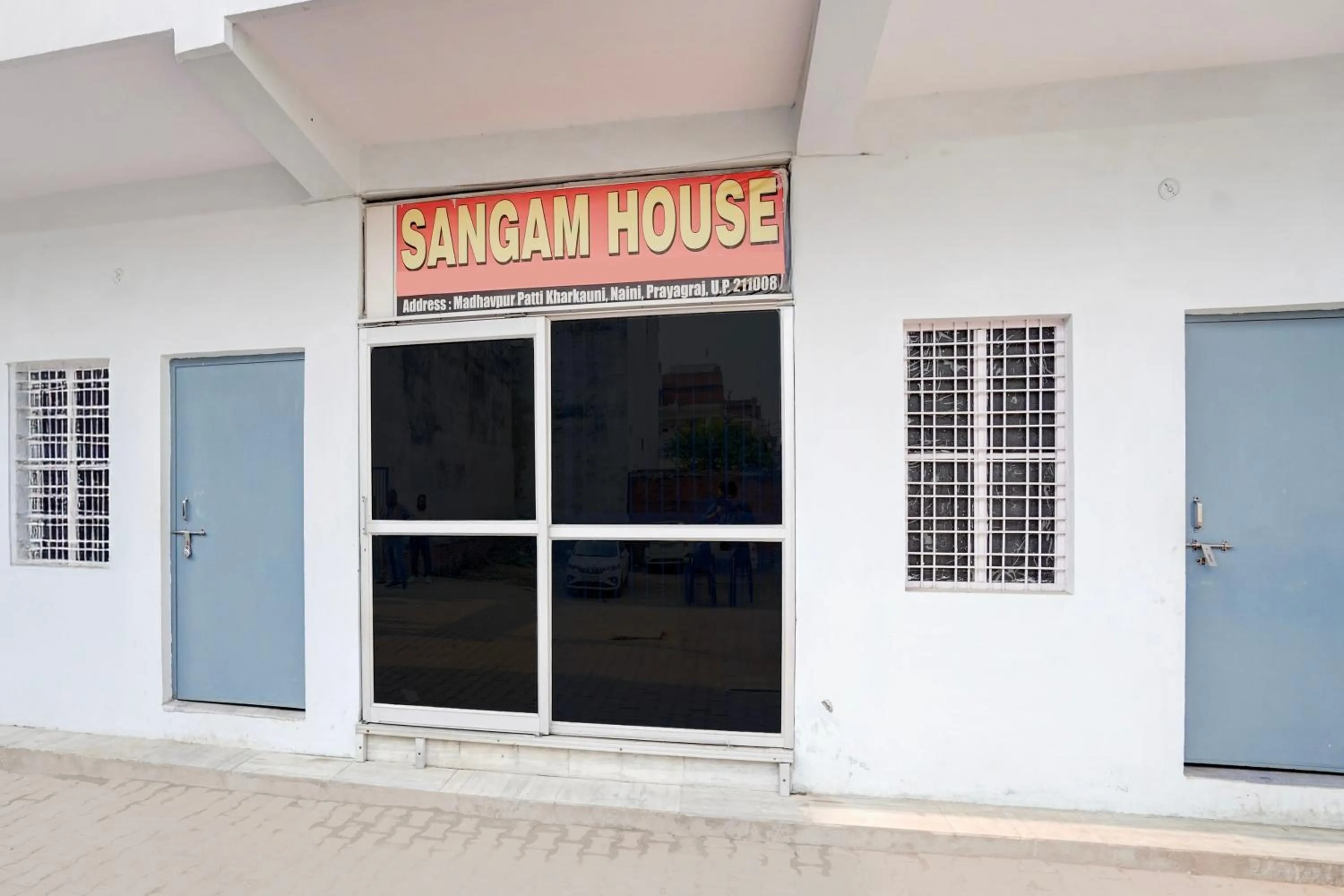 Facade/entrance in SPOT ON Sangam House