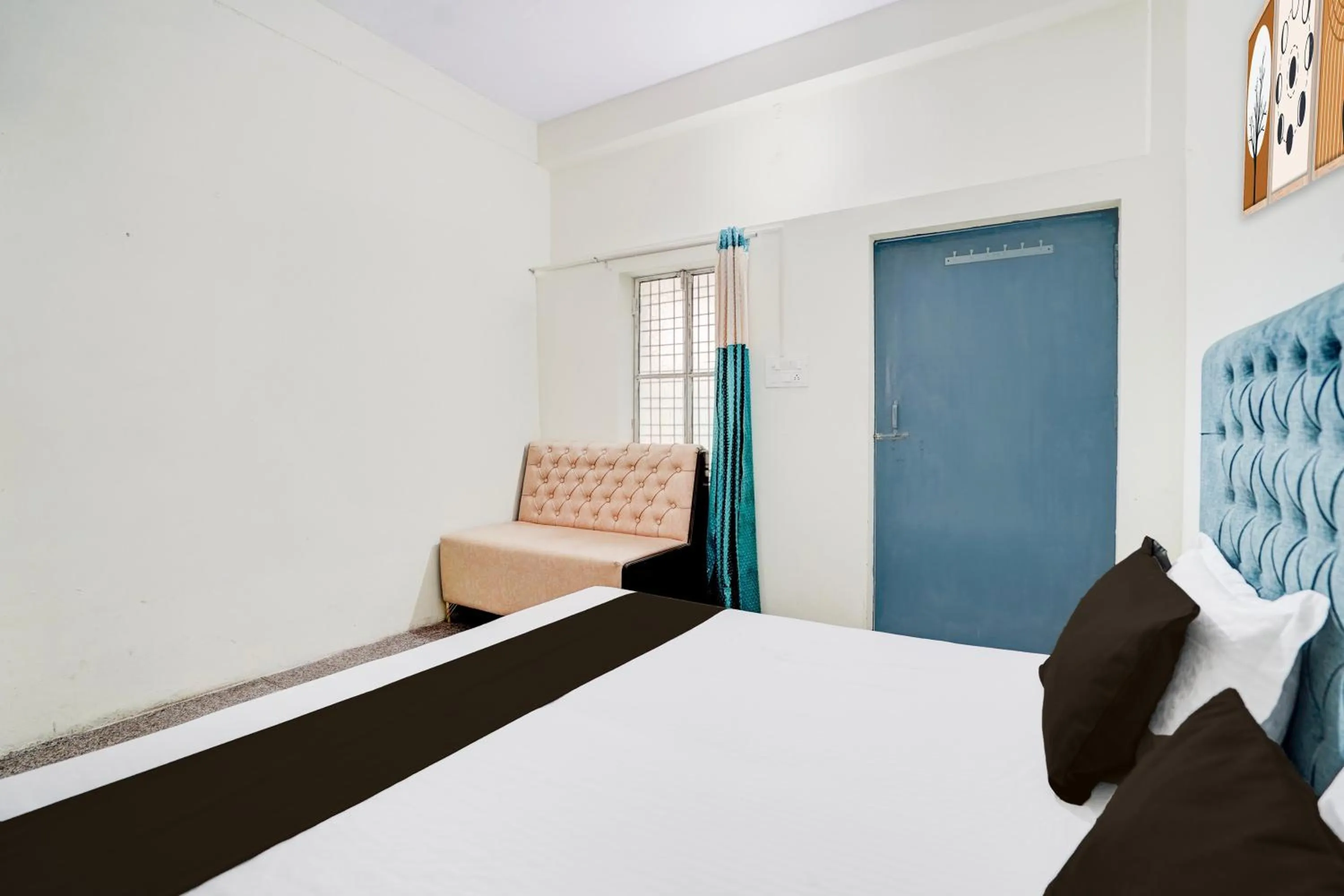 Bedroom, Bed in SPOT ON Sangam House