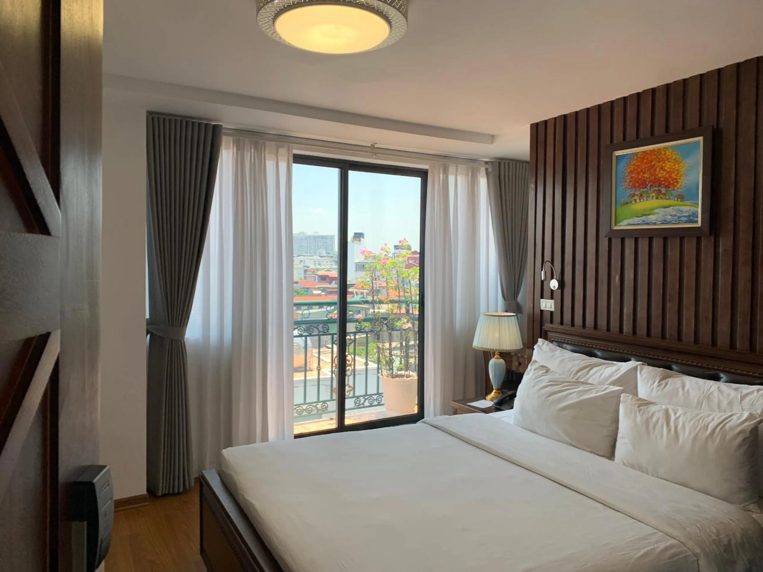 Property building, Bed in Free Airport Service Deals w Singita Classy Boutique Hotel & Travel