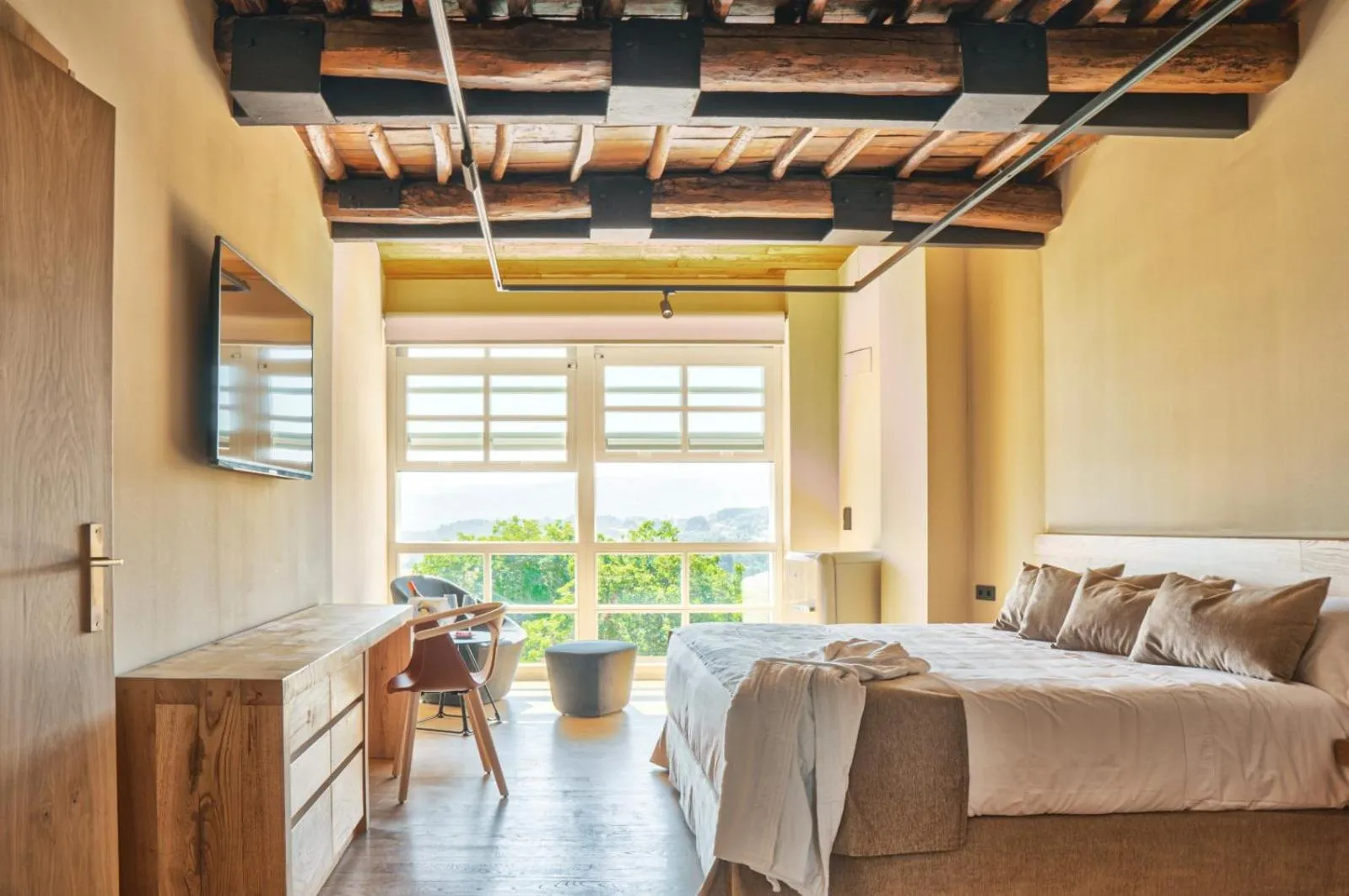 Photo of the whole room, Bed in ACOUGA Hotel Boutique