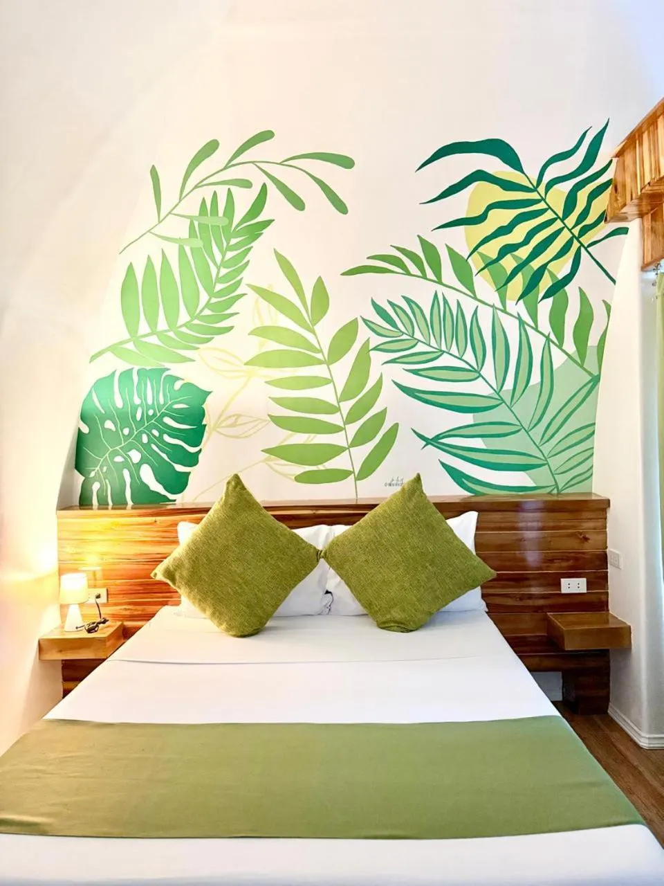 Bed in ROYAL SUITES - PORT BARTON