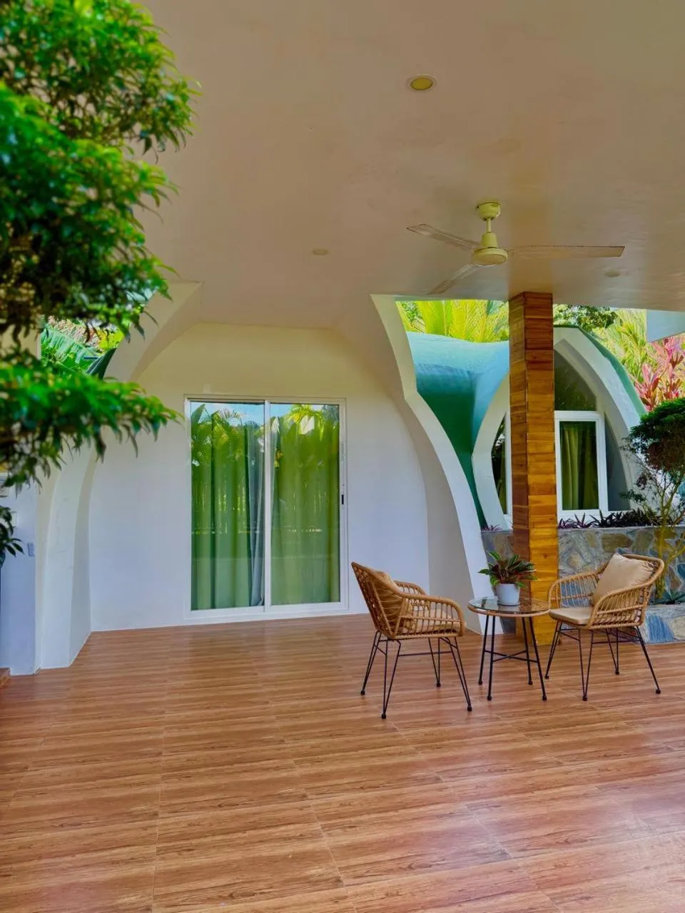 Seating area in ROYAL SUITES - PORT BARTON