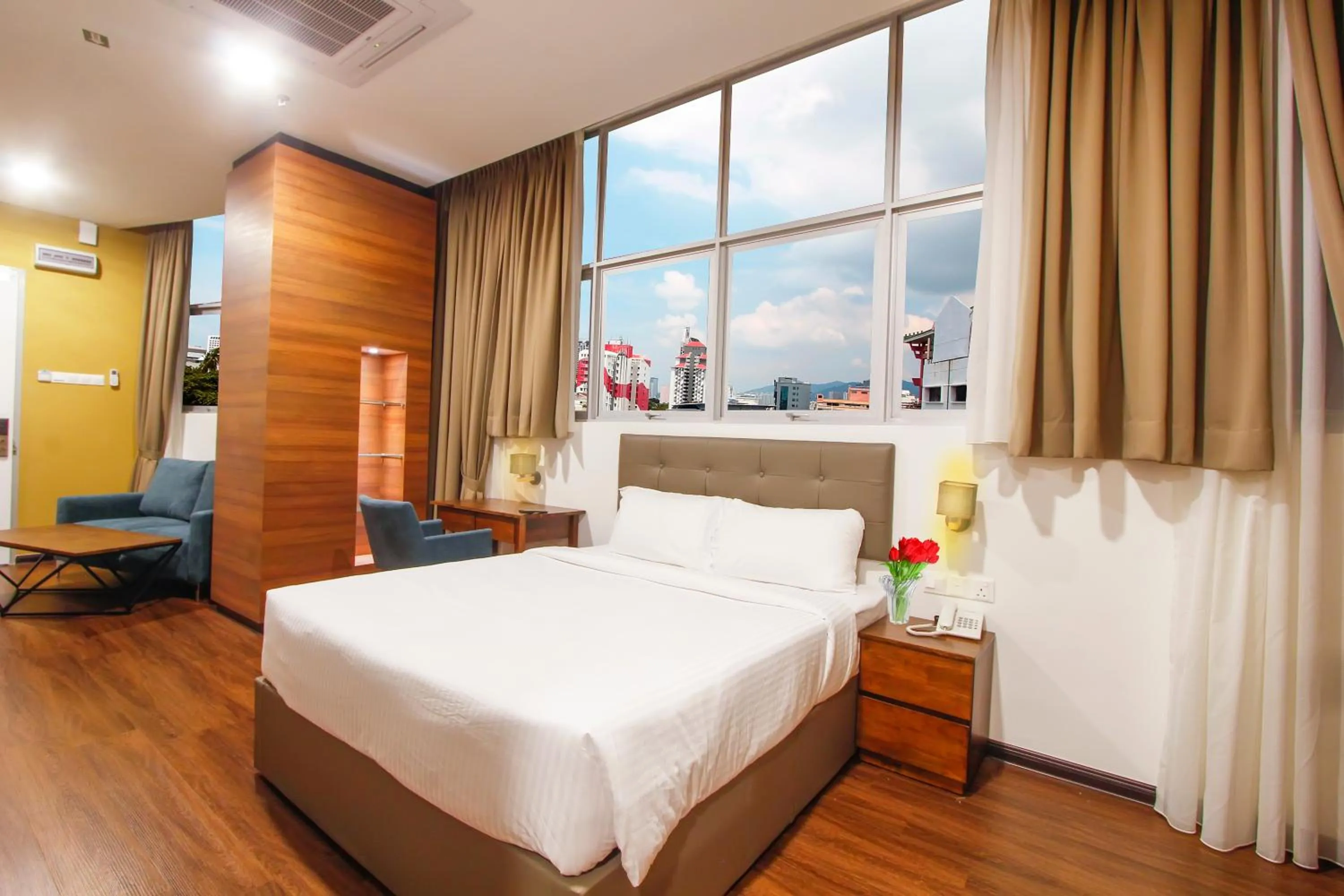 Photo of the whole room, Bed in CitiVilla Hotel Penang