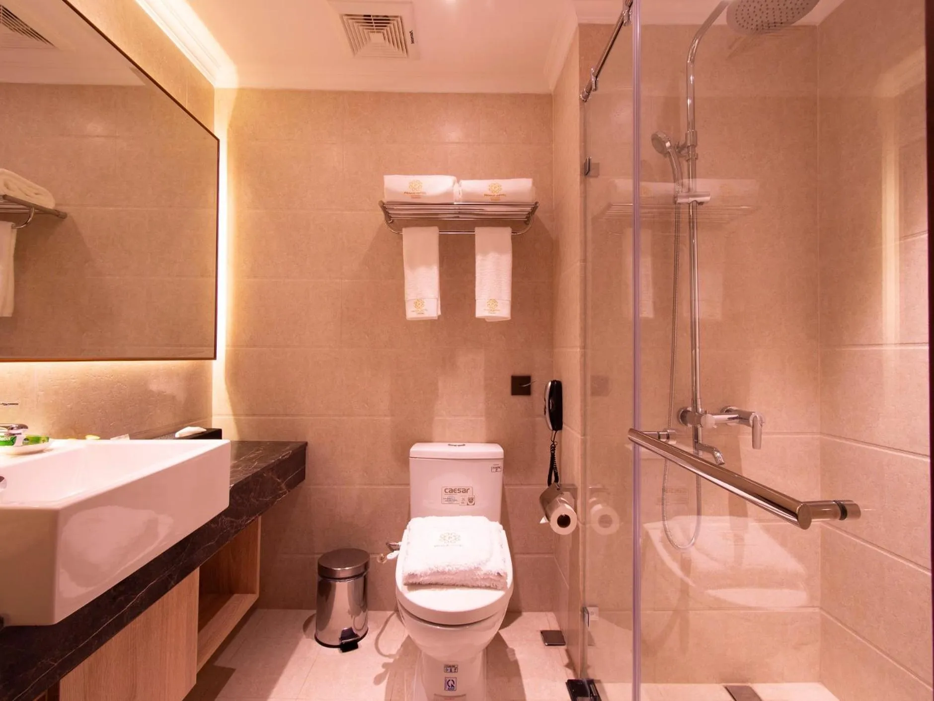 Toilet in Prince Hotel