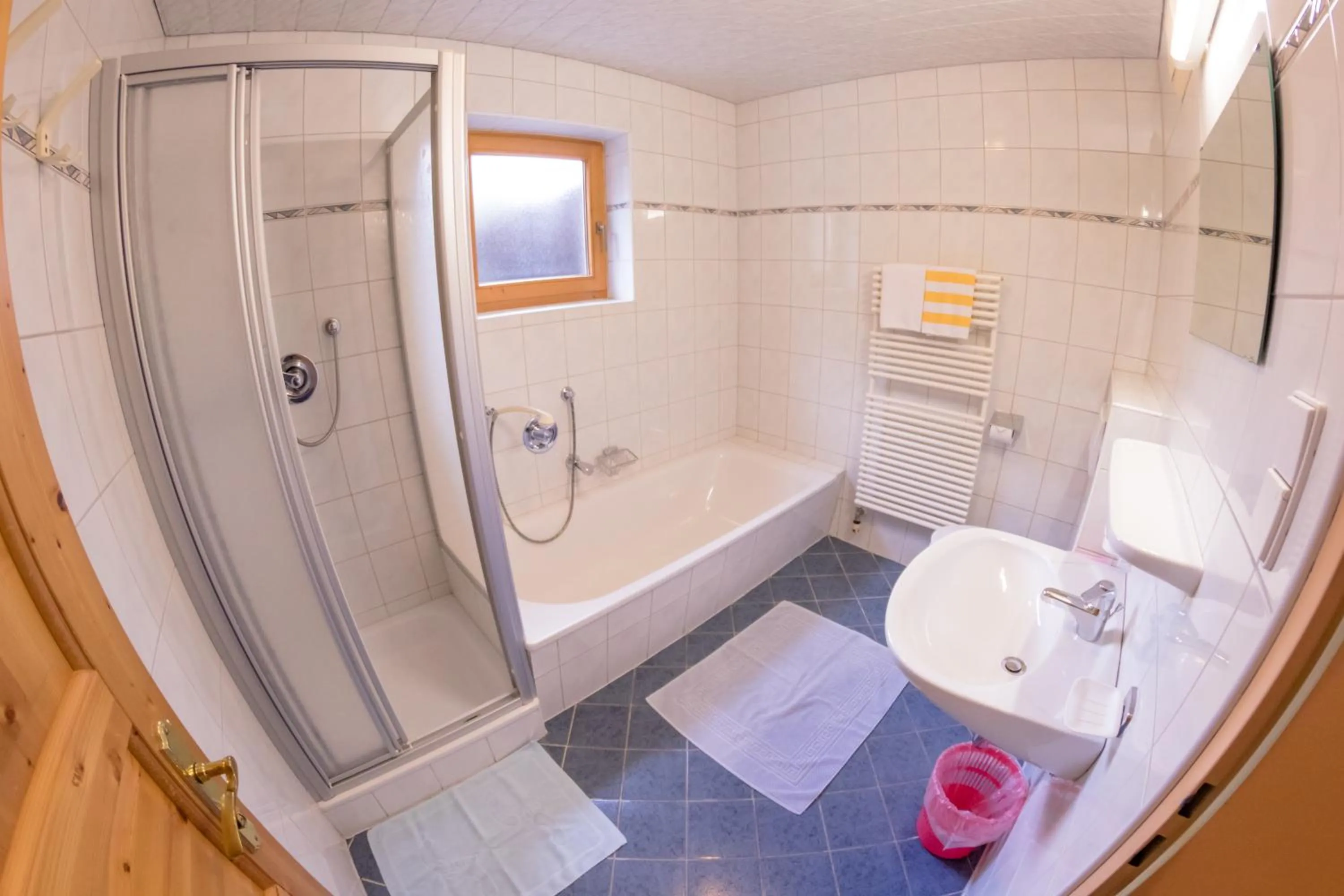 Shower in Landhaus Alpenrose