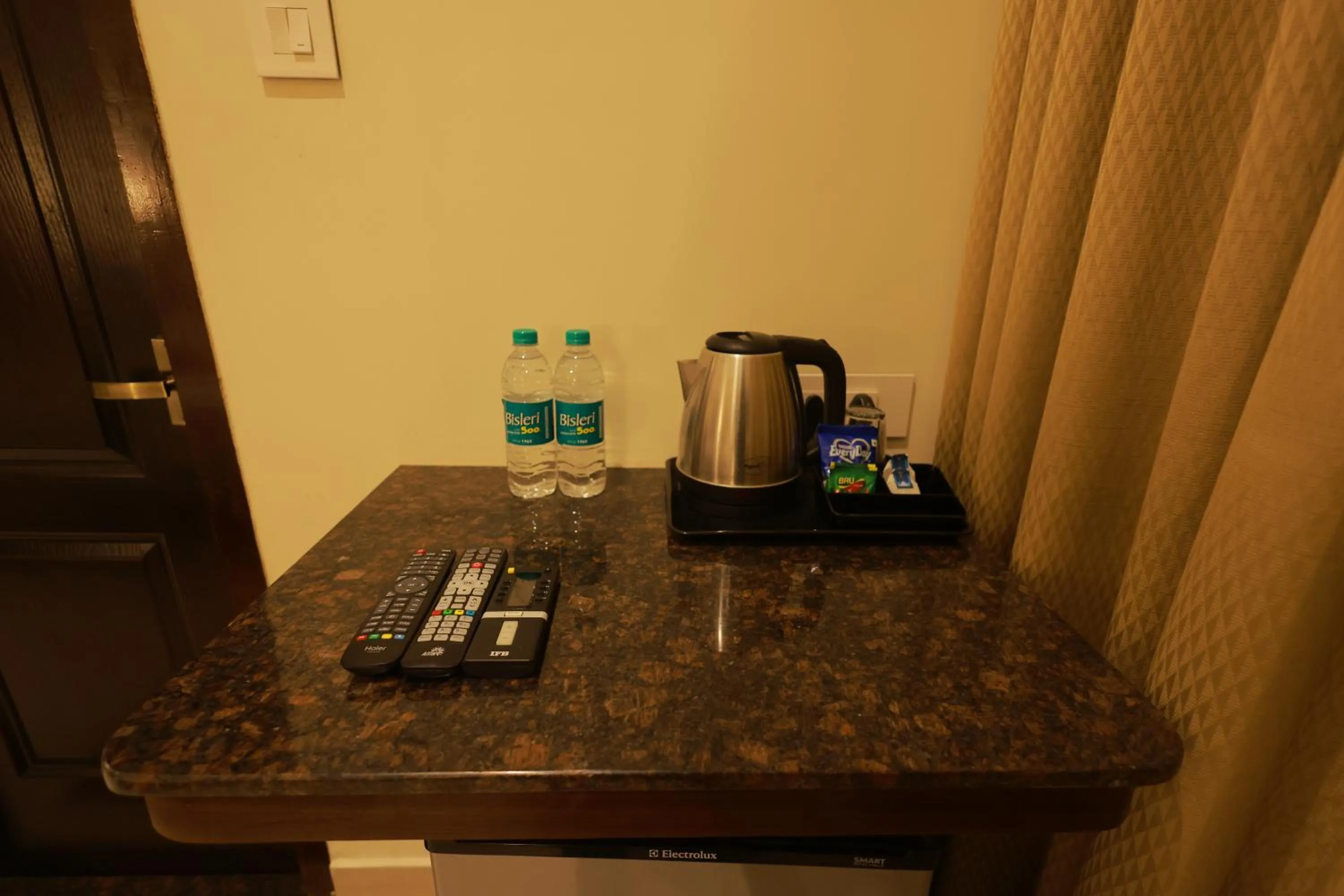 Coffee/tea facilities in Hotel Comorin Grand
